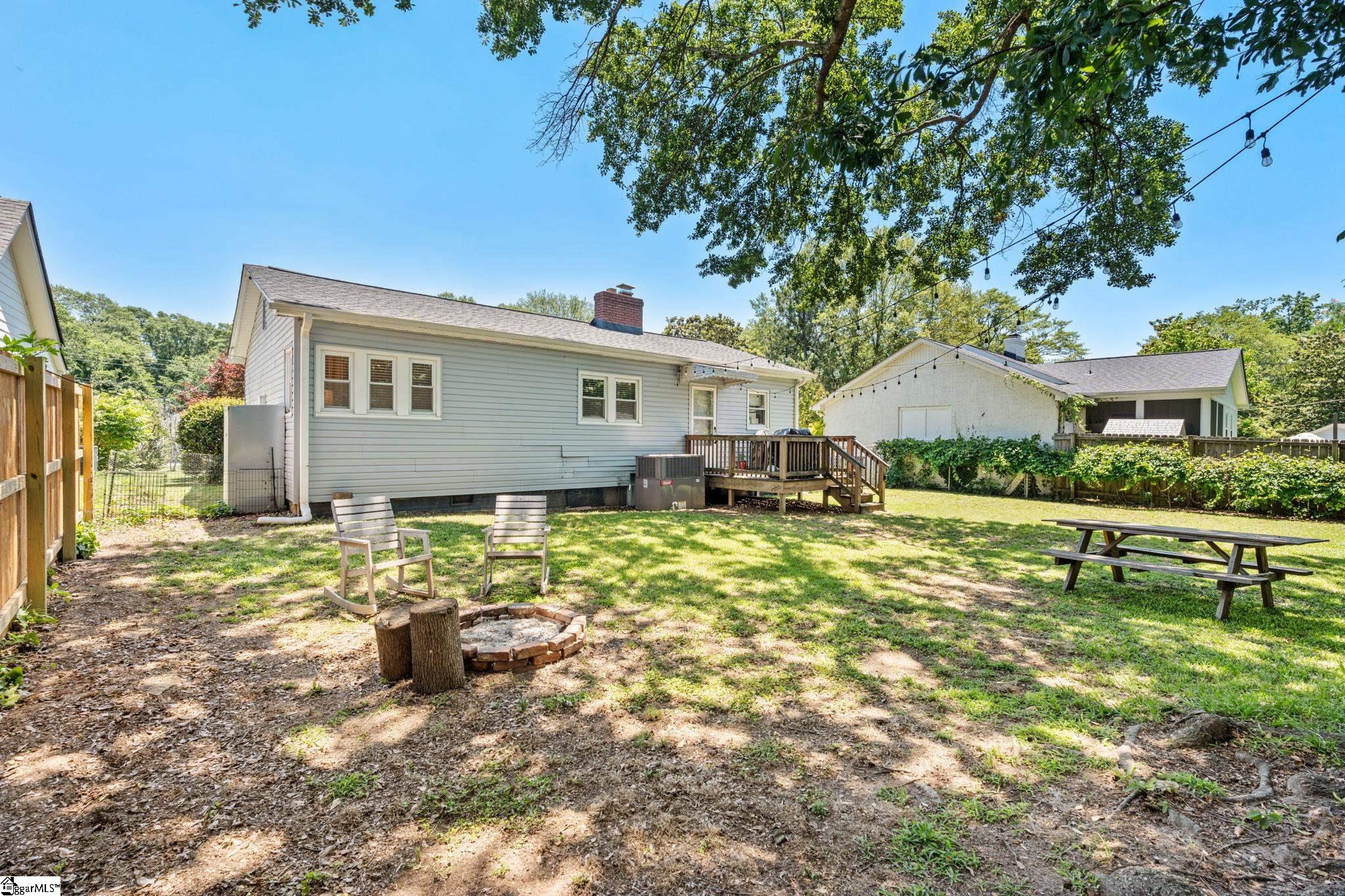 208 Willow Springs Drive Greenville, SC 29607