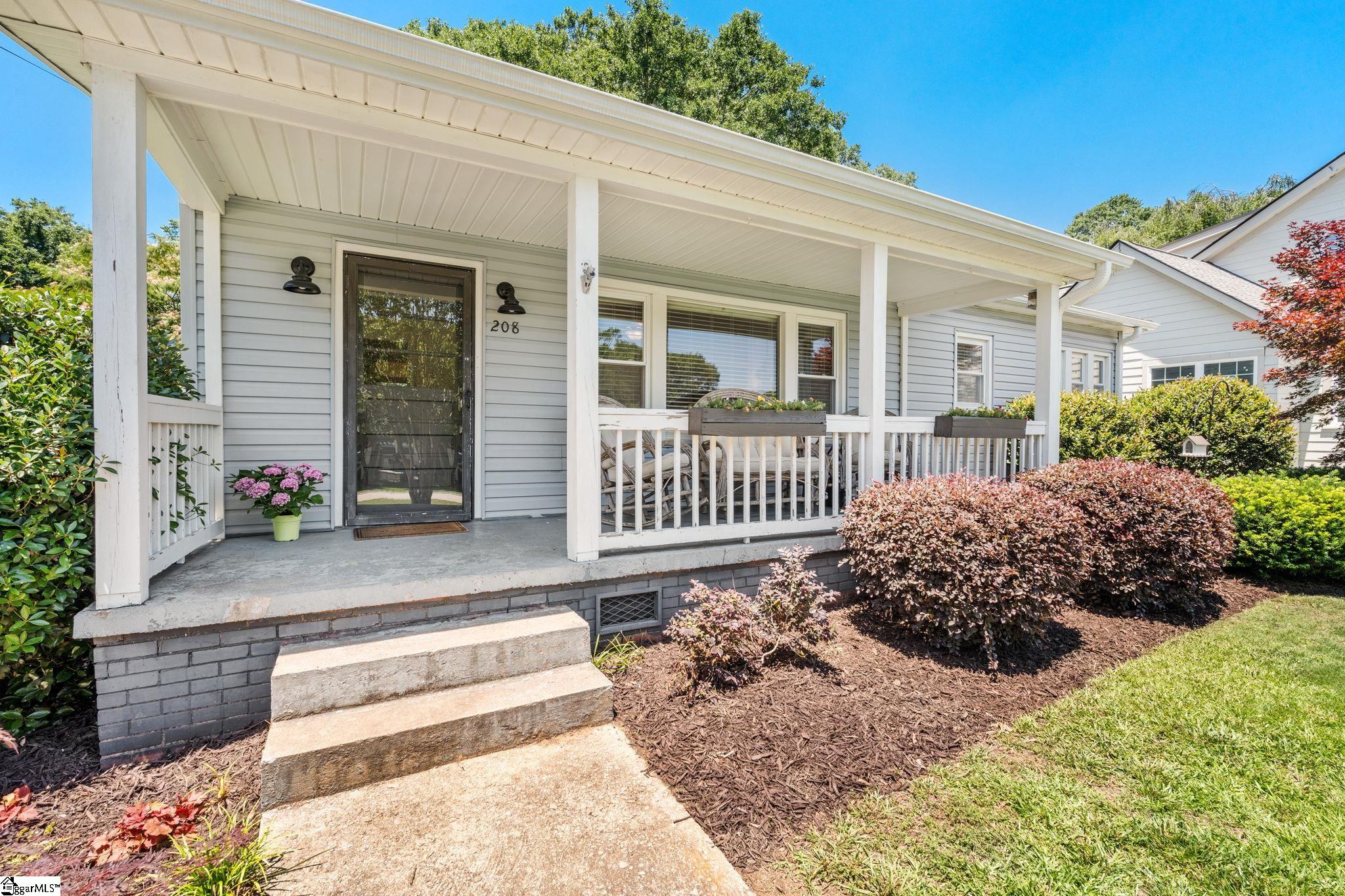 208 Willow Springs Drive Greenville, SC 29607