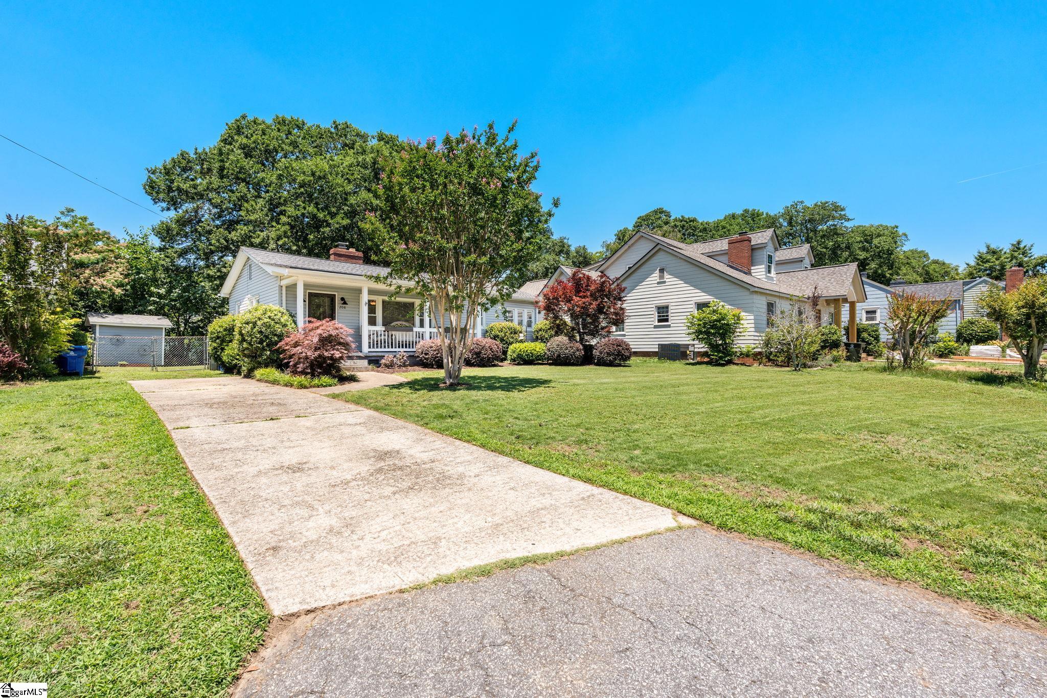 208 Willow Springs Drive Greenville, SC 29607