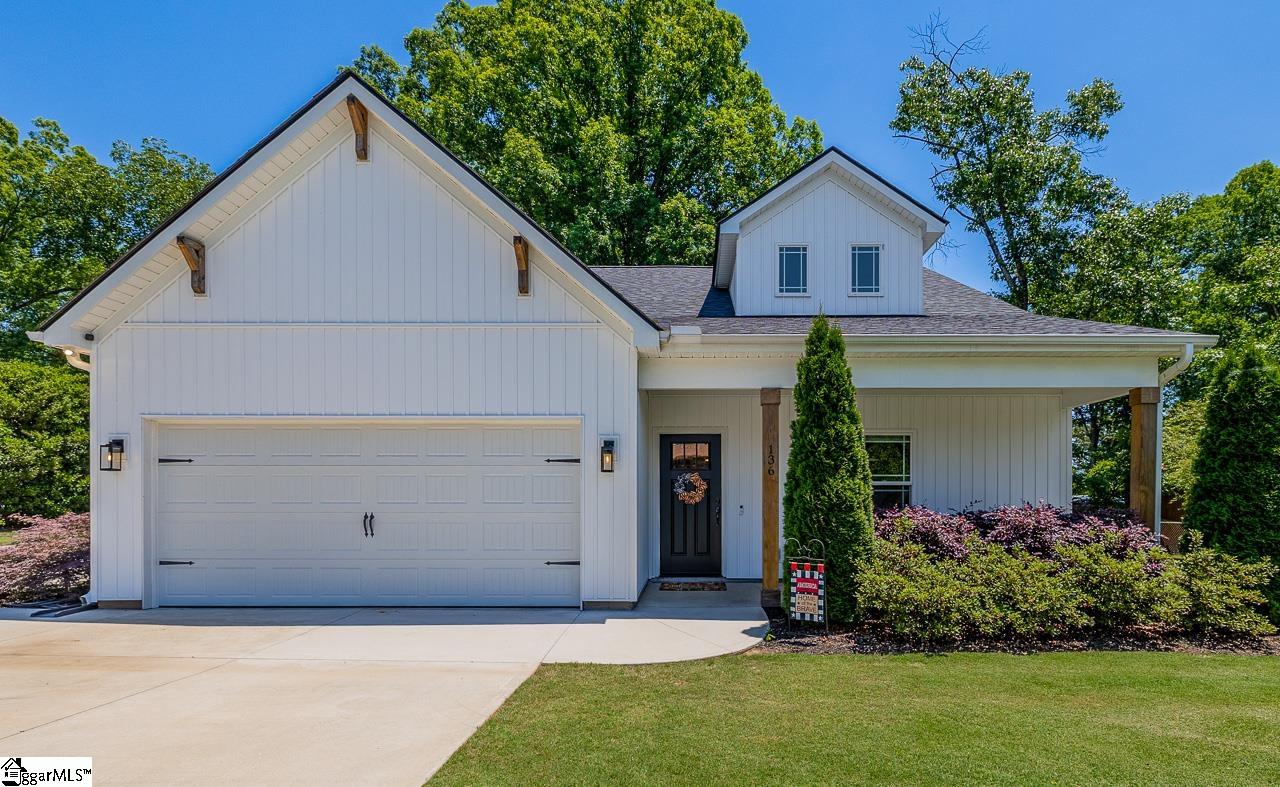 136 Shadecrest Drive Mauldin, SC 29662