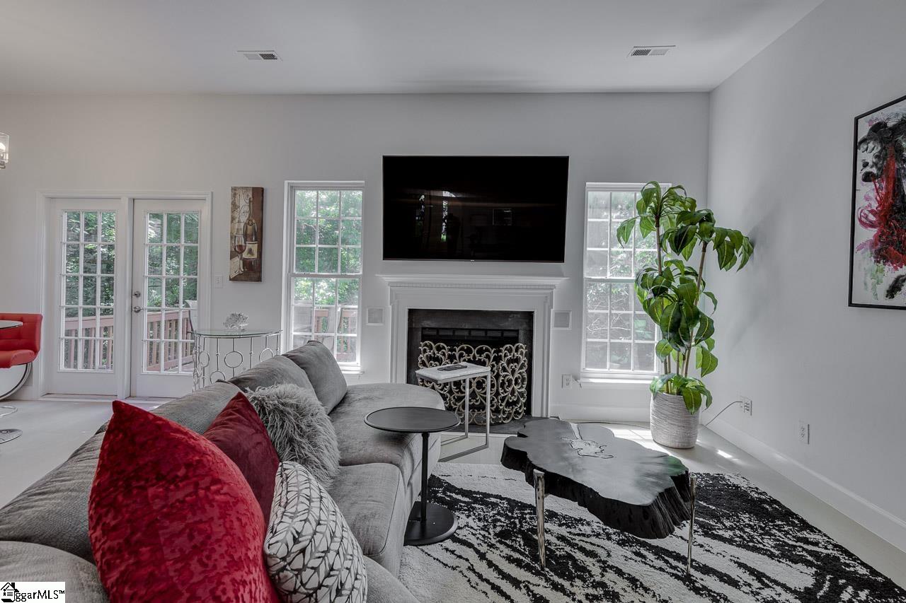 105 Poplar Springs Drive Mauldin, SC 29662