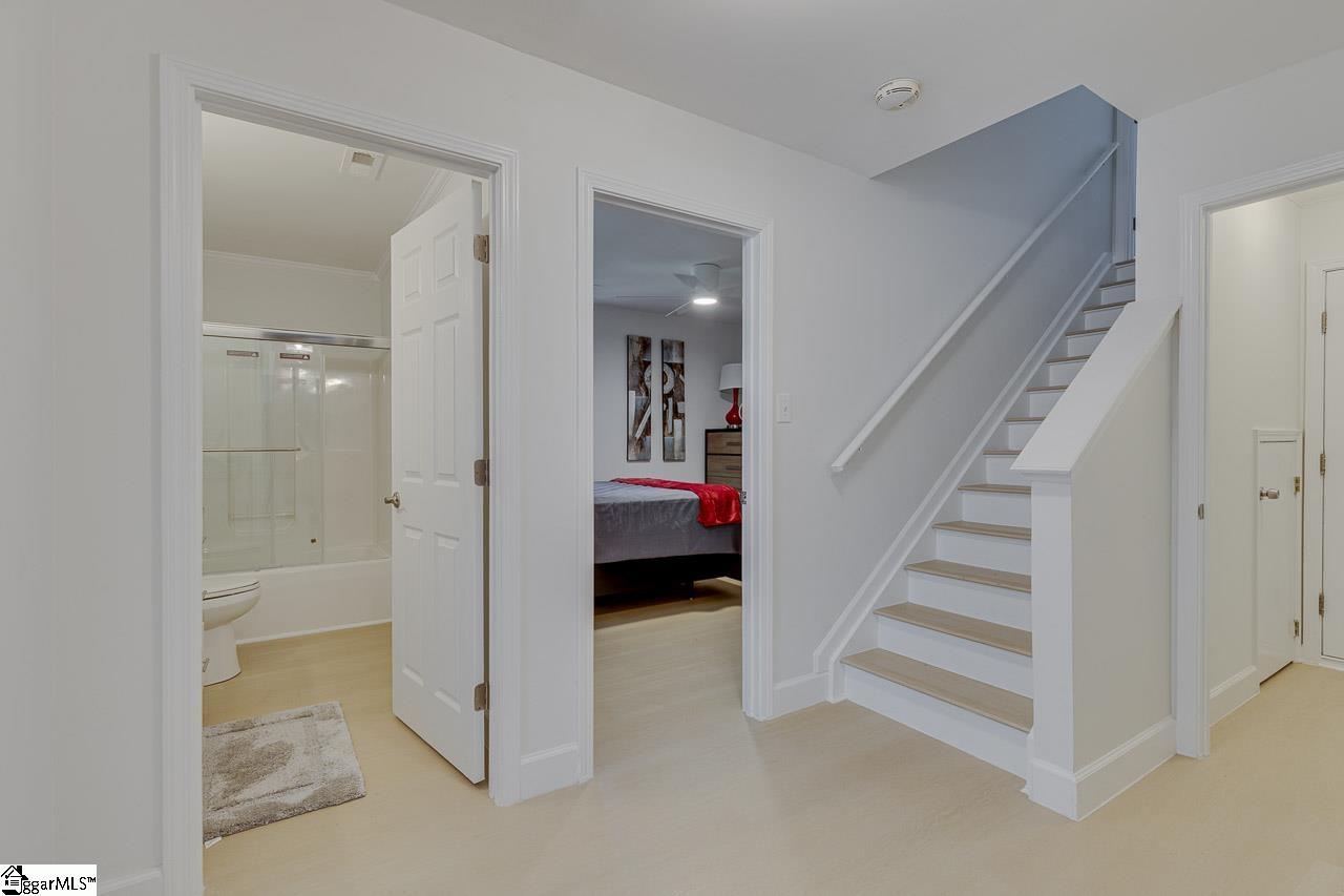 105 Poplar Springs Drive Mauldin, SC 29662