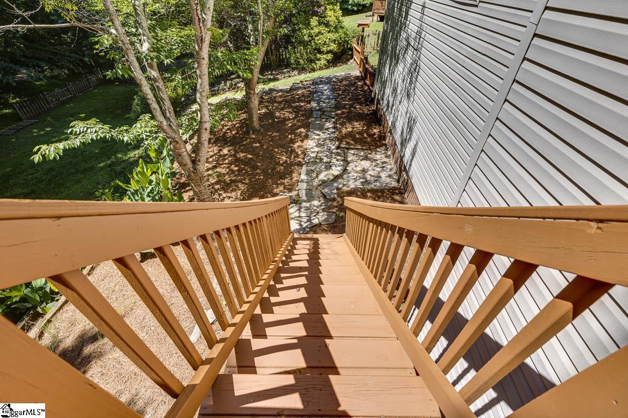 105 Poplar Springs Drive Mauldin, SC 29662