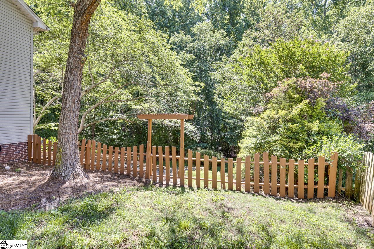 105 Poplar Springs Drive Mauldin, SC 29662