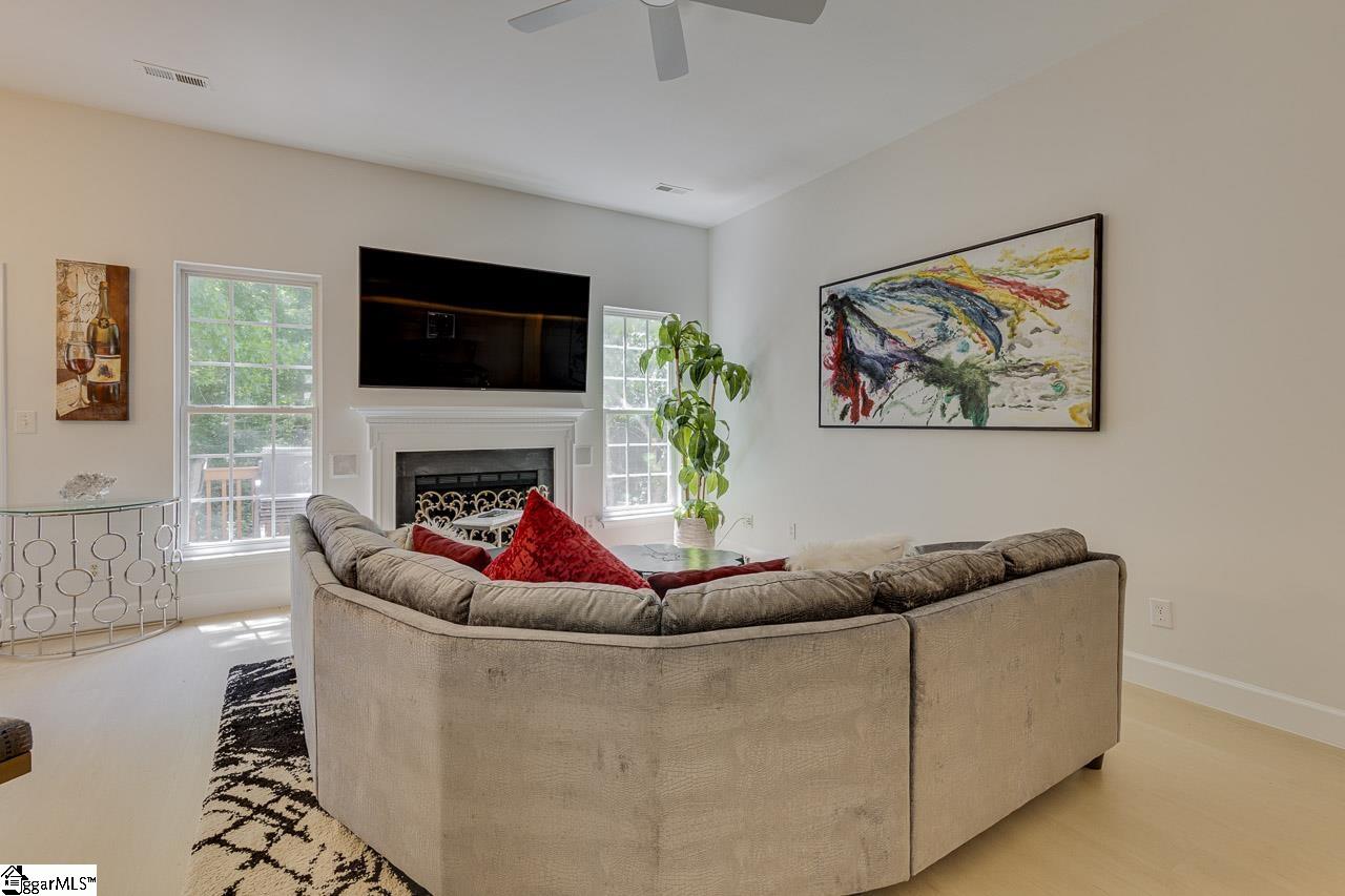 105 Poplar Springs Drive Mauldin, SC 29662