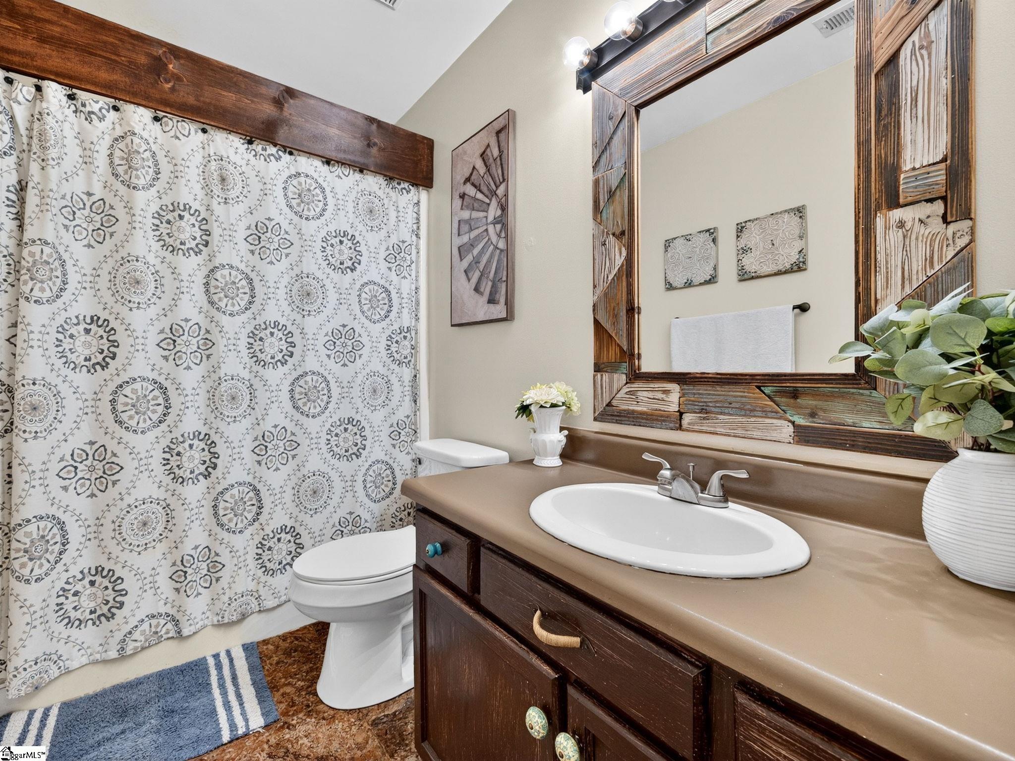 531 Plantation Creek Drive Boiling Springs, SC 29316