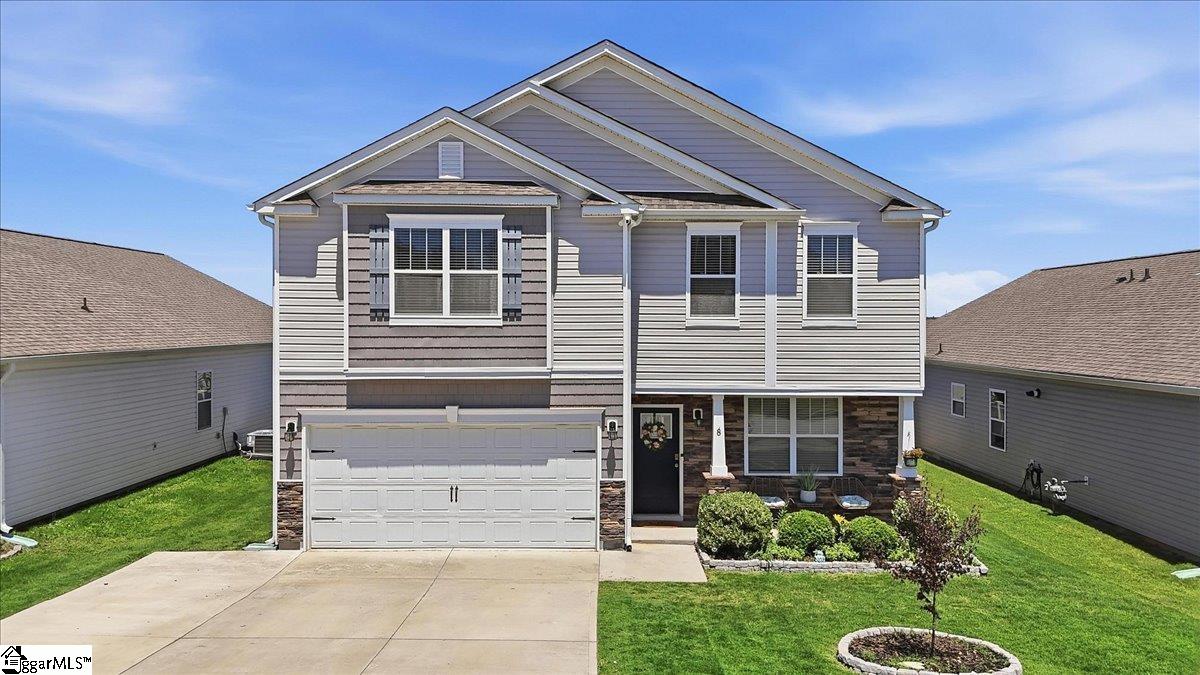 8 Garden Hill Road Simpsonville, SC 29680