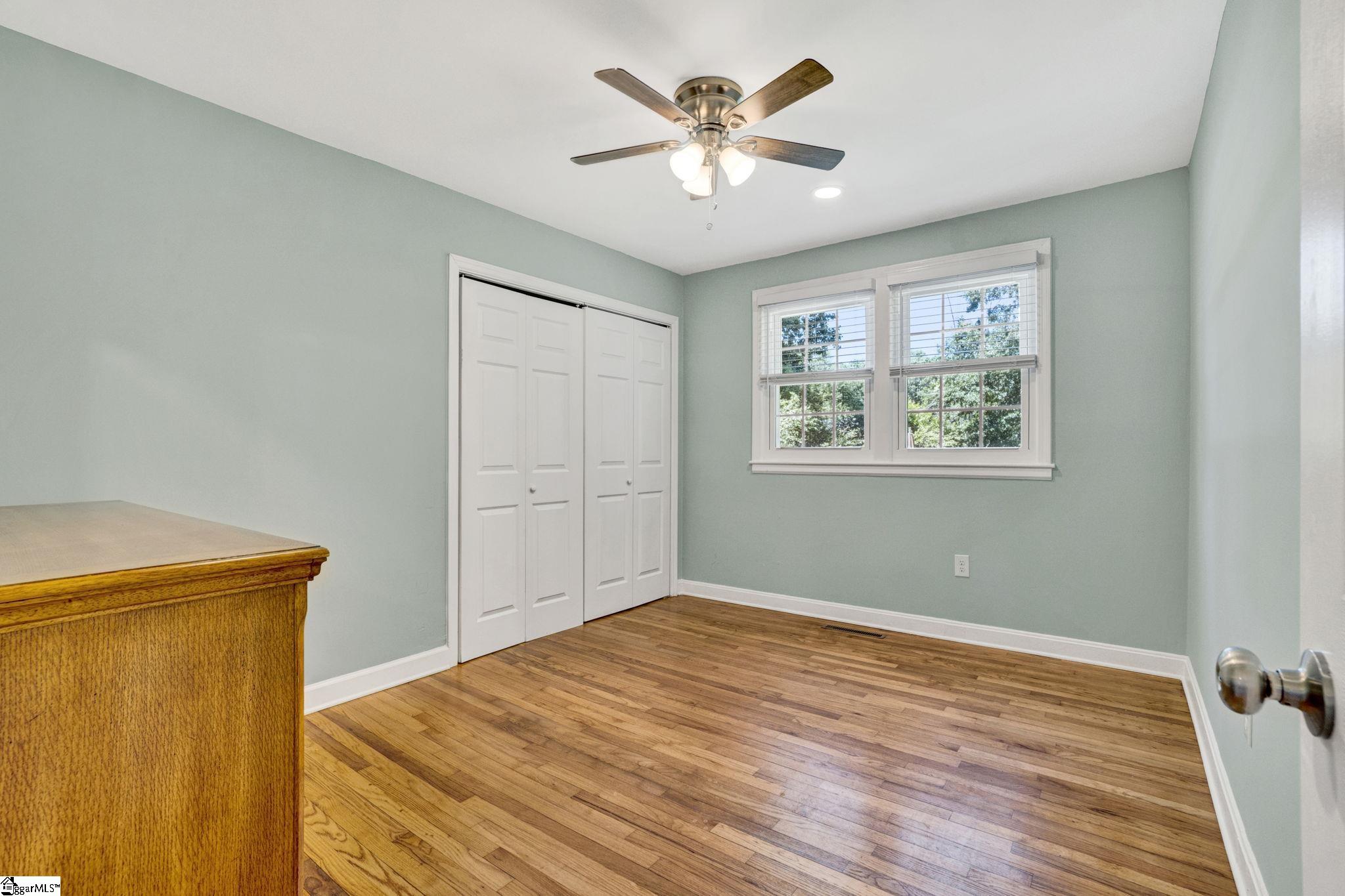 122 Marlboro Drive Greenville, SC 29605-3426