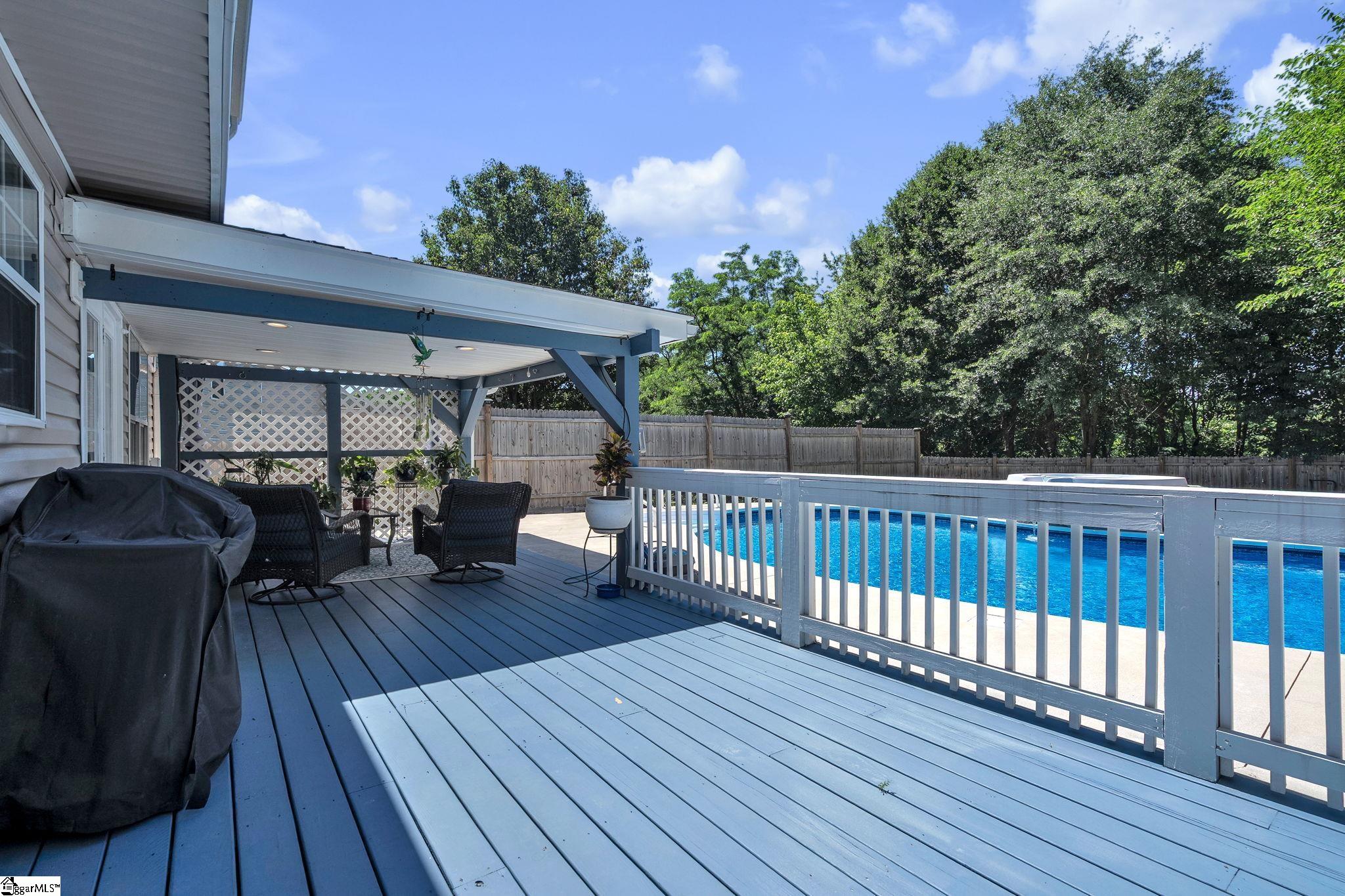 15 Willow Bend Drive Taylors, SC 29687