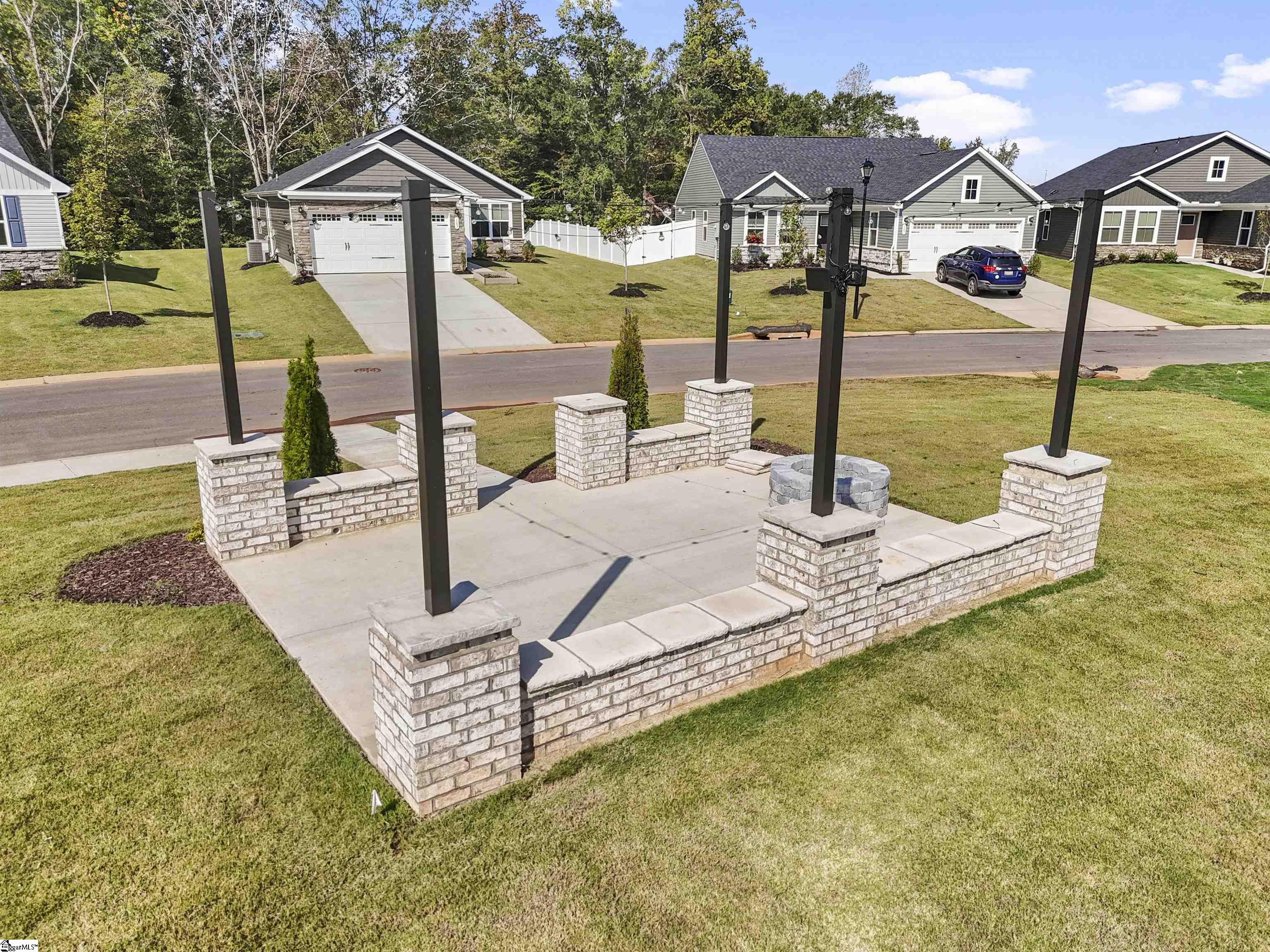 328 Longleaf Way Seneca, SC 29678