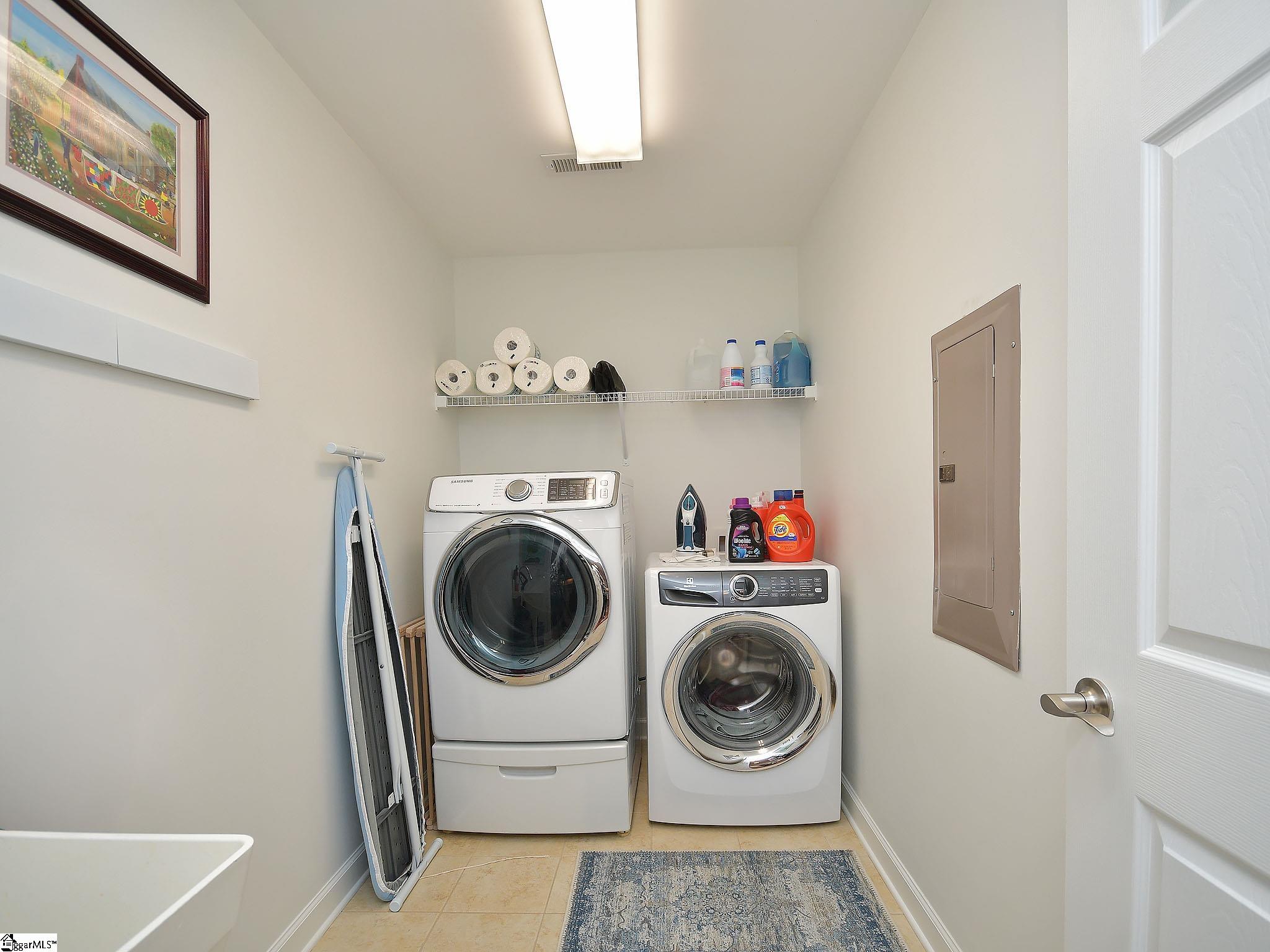 215 Sunset Glory Lane Greenville, SC 29617