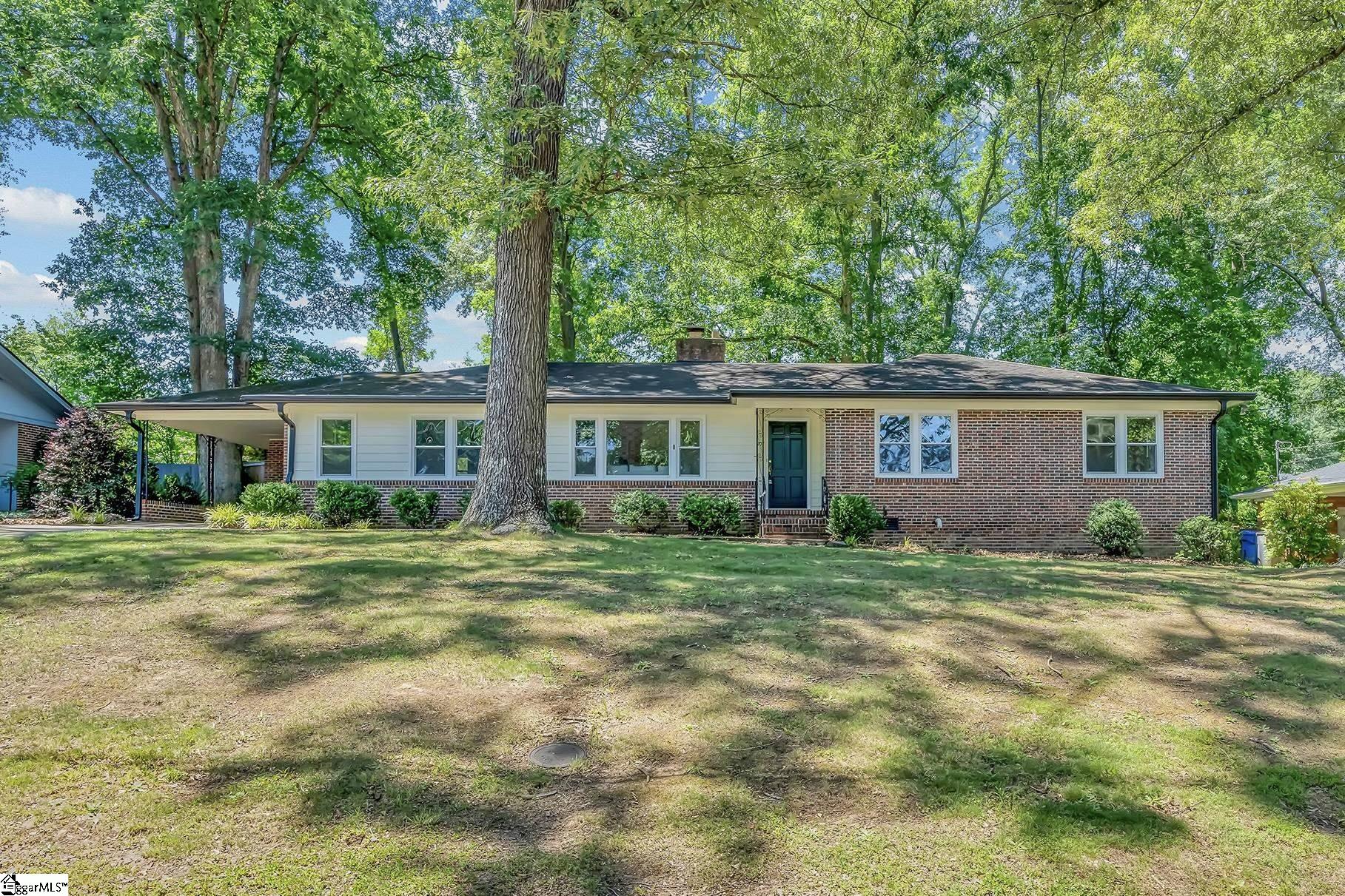 207 Melbourne Lane Greenville, SC 29615