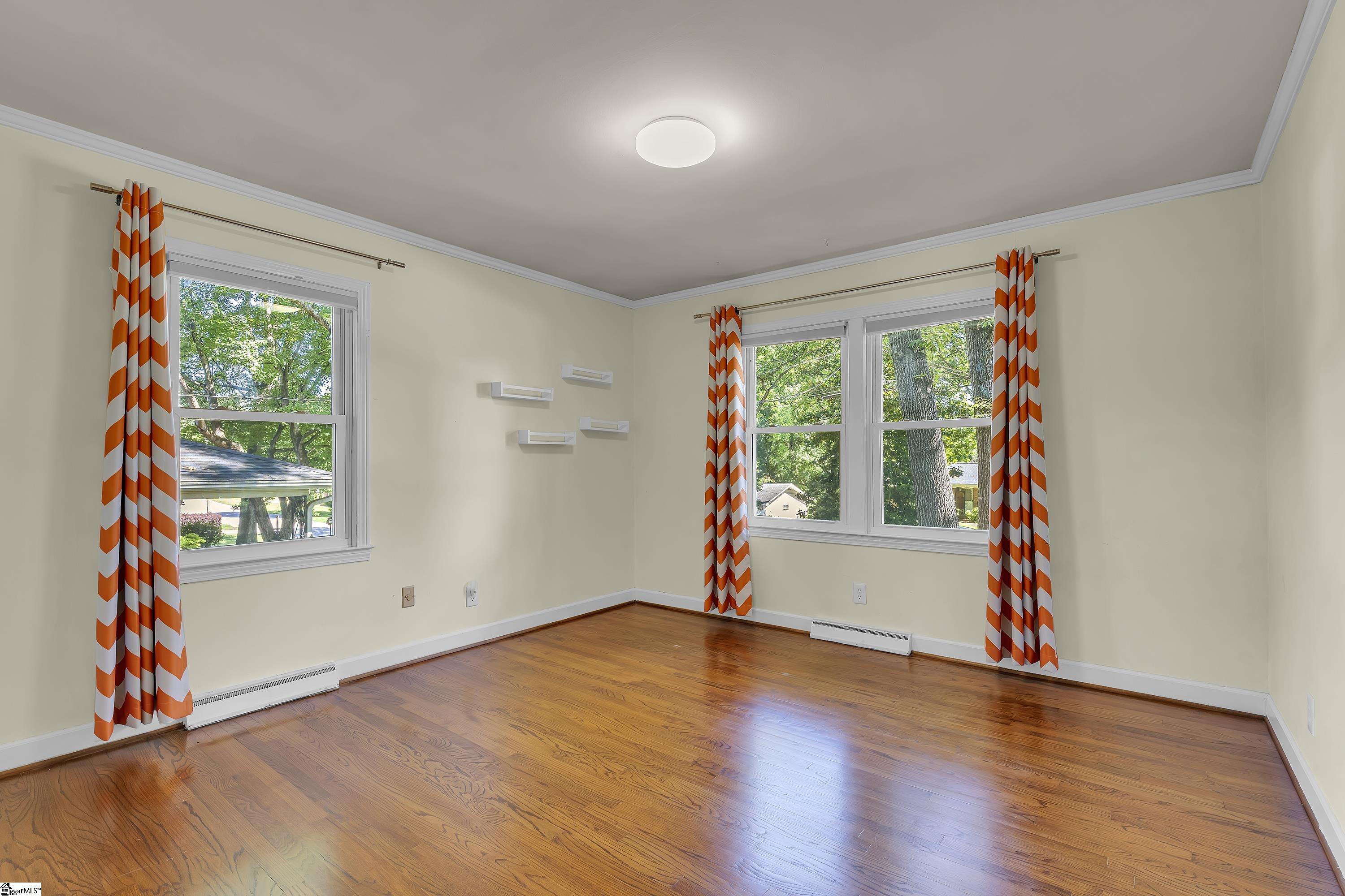 207 Melbourne Lane Greenville, SC 29615