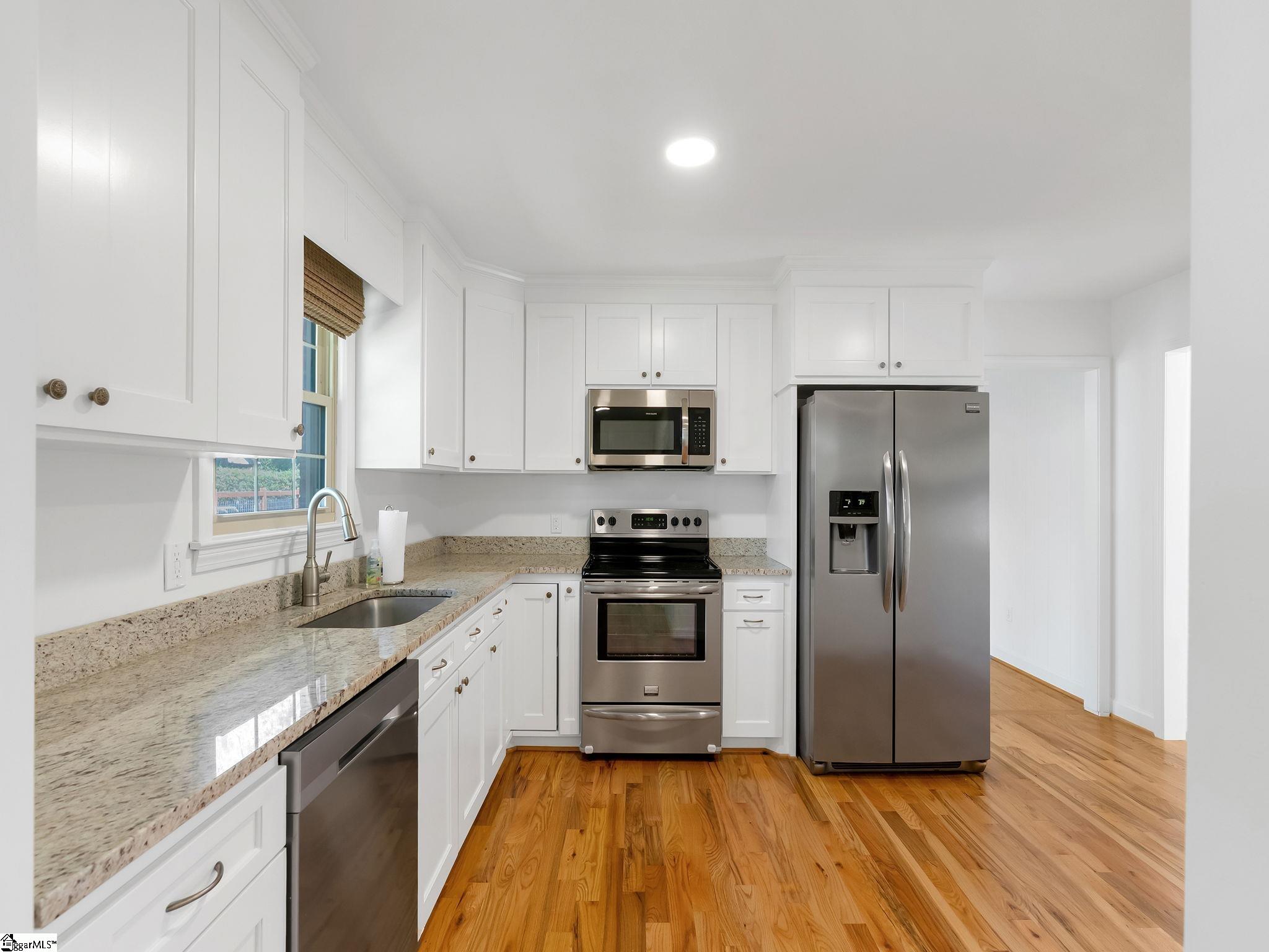 13 Elkhorn Drive Greenville, SC 29617