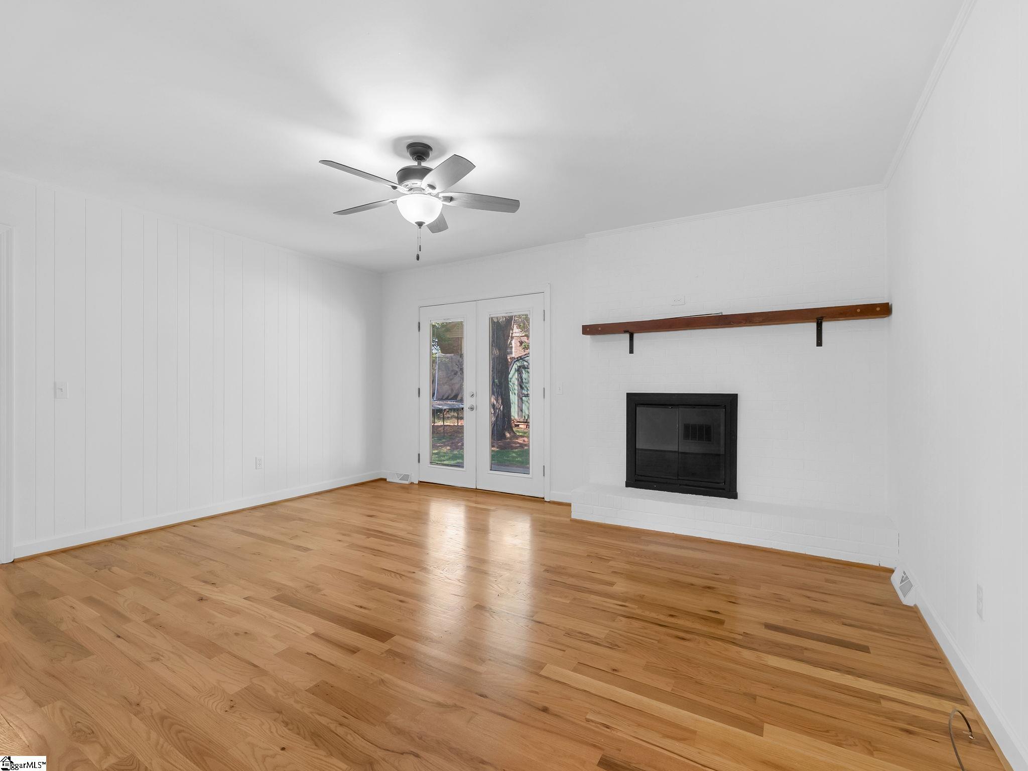 13 Elkhorn Drive Greenville, SC 29617