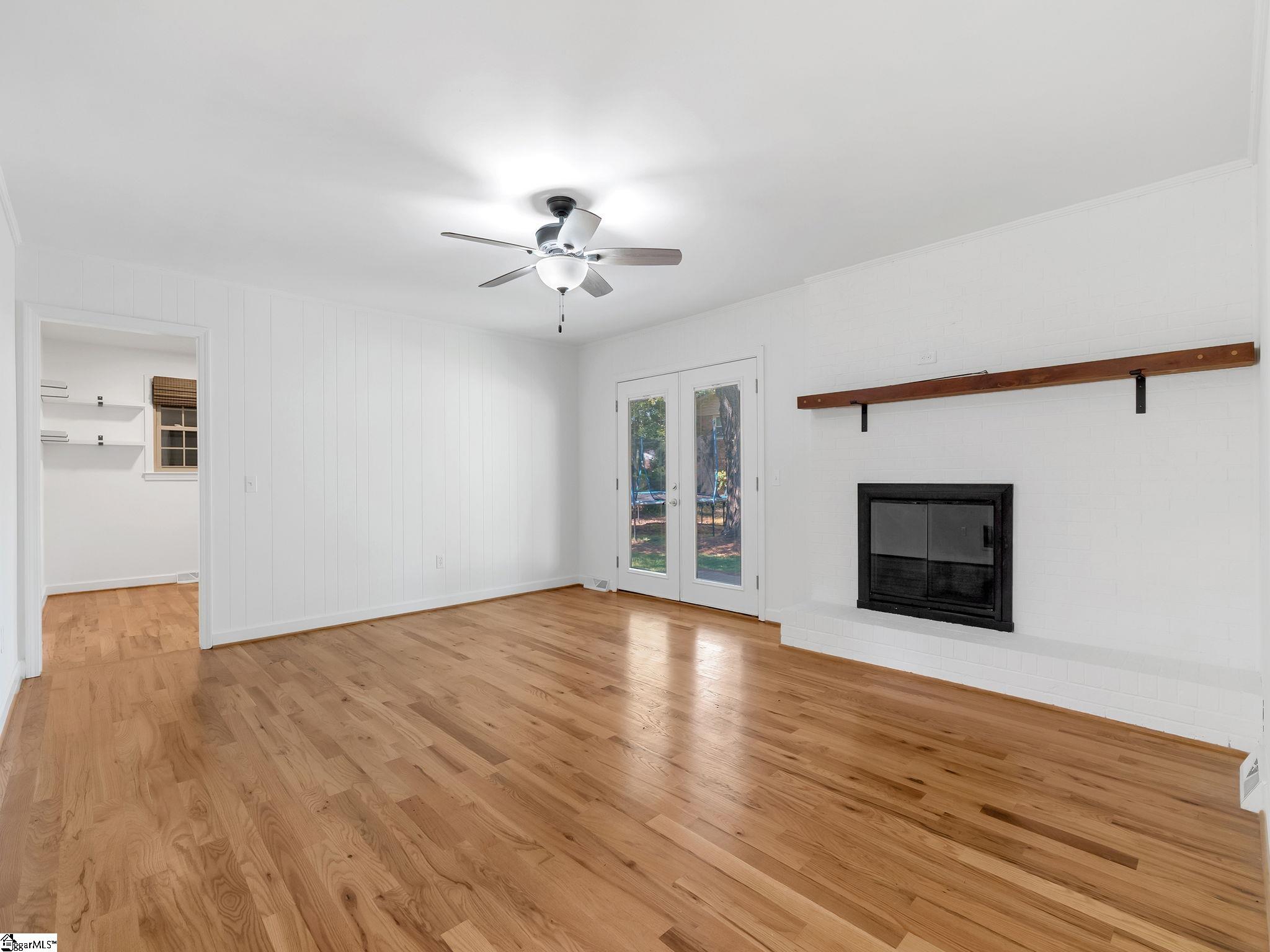 13 Elkhorn Drive Greenville, SC 29617