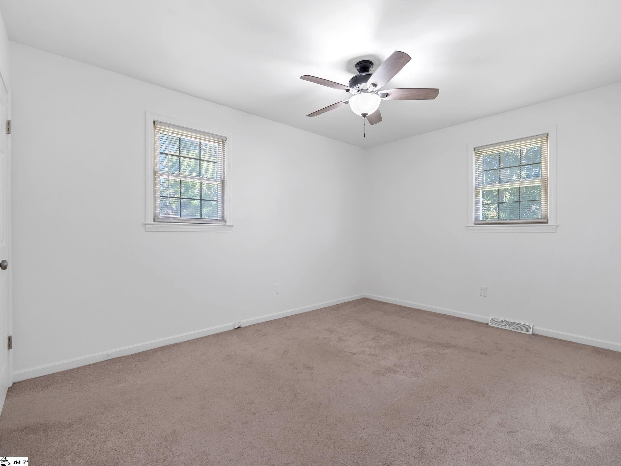 13 Elkhorn Drive Greenville, SC 29617