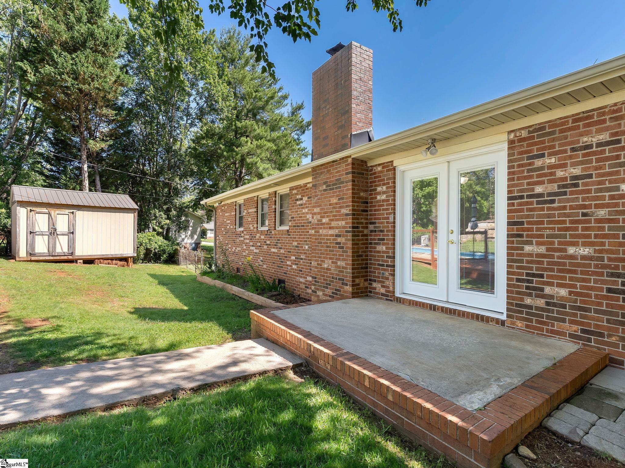 13 Elkhorn Drive Greenville, SC 29617