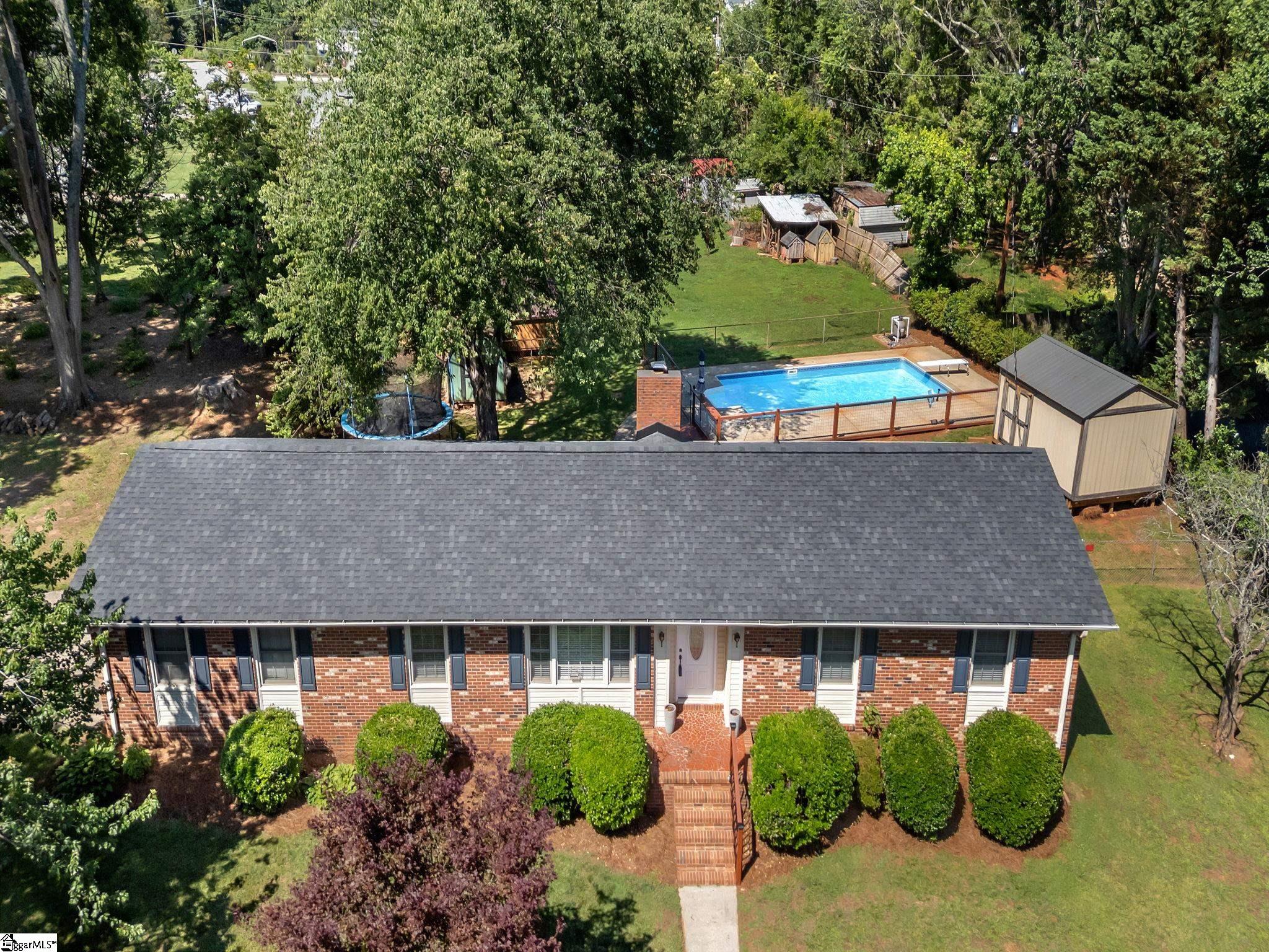 13 Elkhorn Drive Greenville, SC 29617