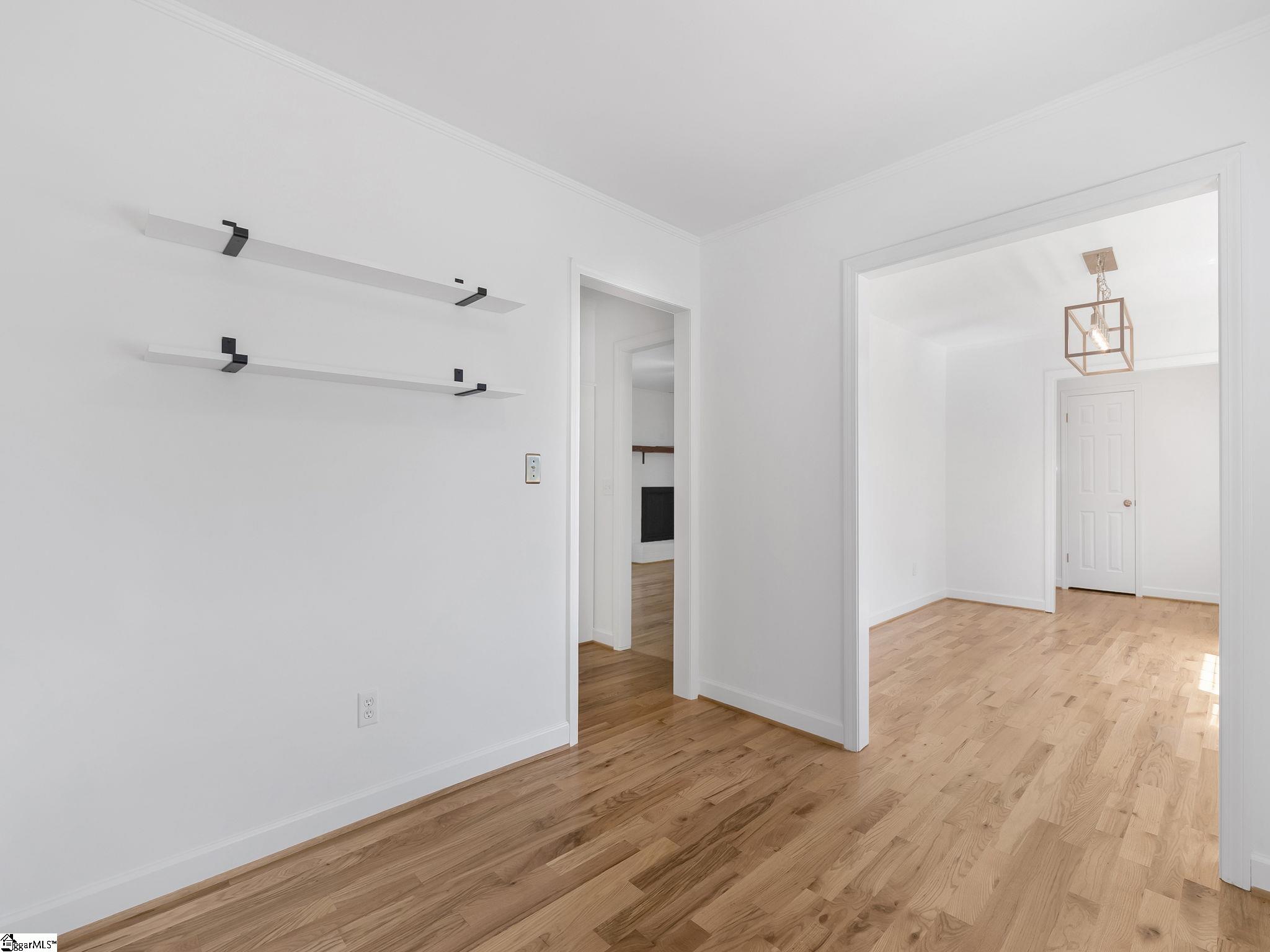 13 Elkhorn Drive Greenville, SC 29617