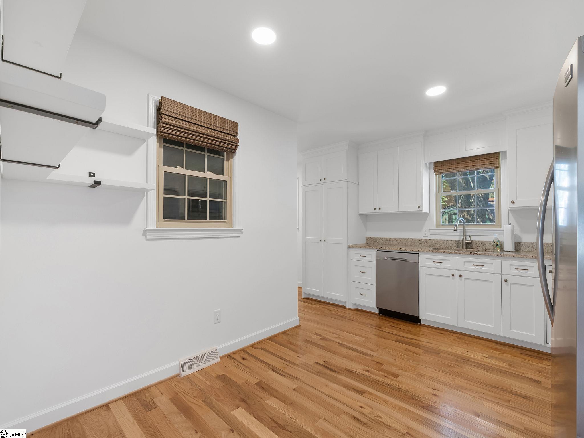 13 Elkhorn Drive Greenville, SC 29617