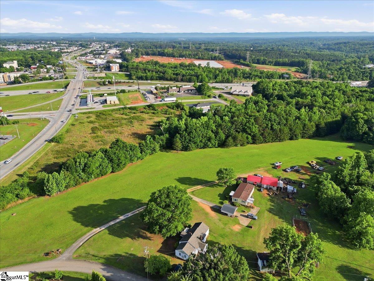 203 Jackson Road Piedmont, SC 29673