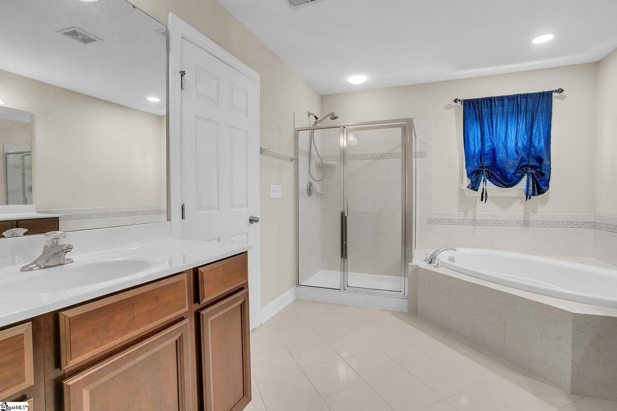 109 Amberleaf Way Simpsonville, SC 29681