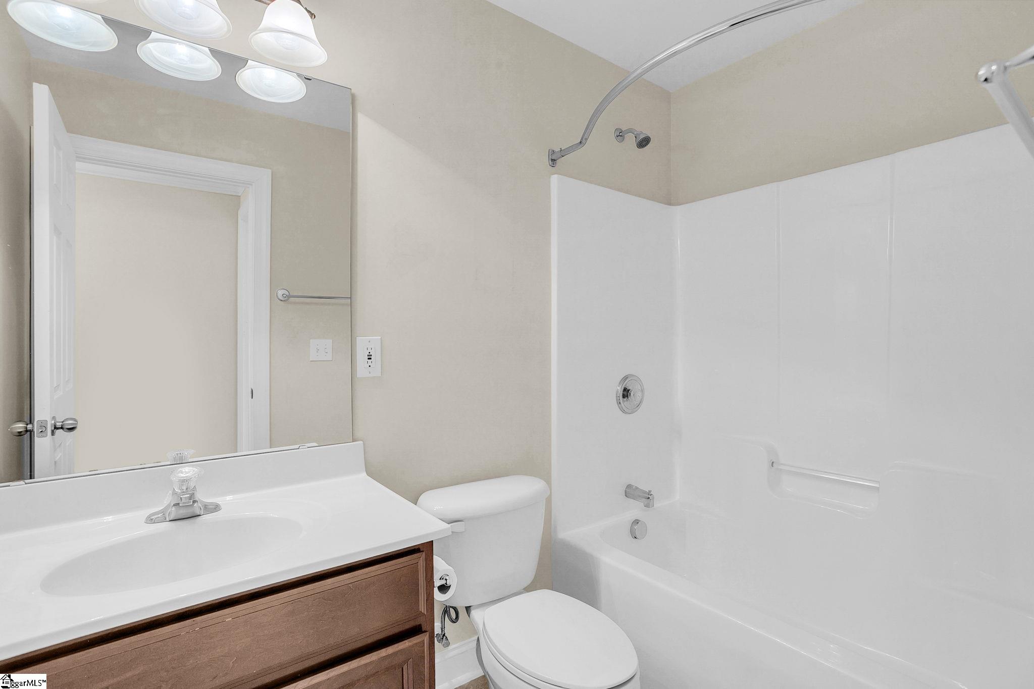 109 Amberleaf Way Simpsonville, SC 29681