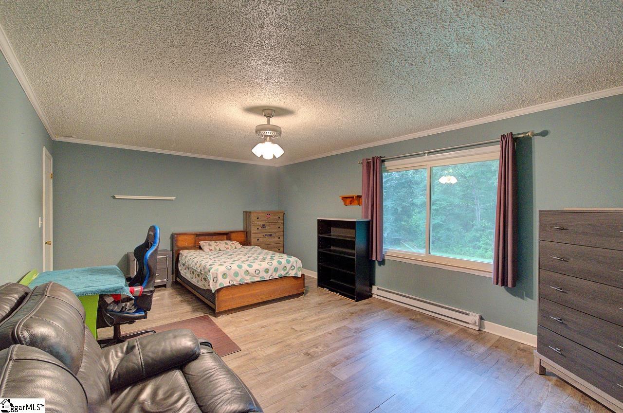 503 Edgewater Road Woodruff, SC 29388