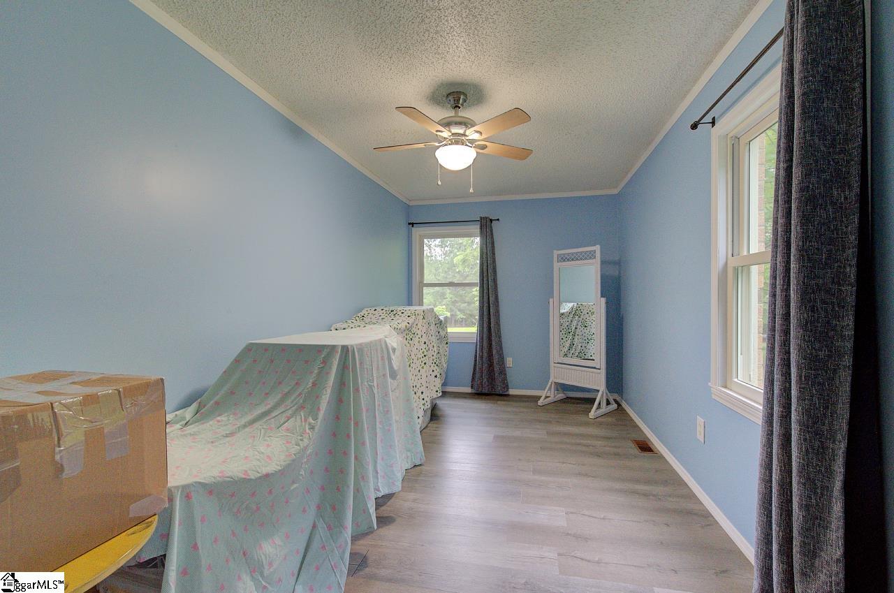 503 Edgewater Road Woodruff, SC 29388