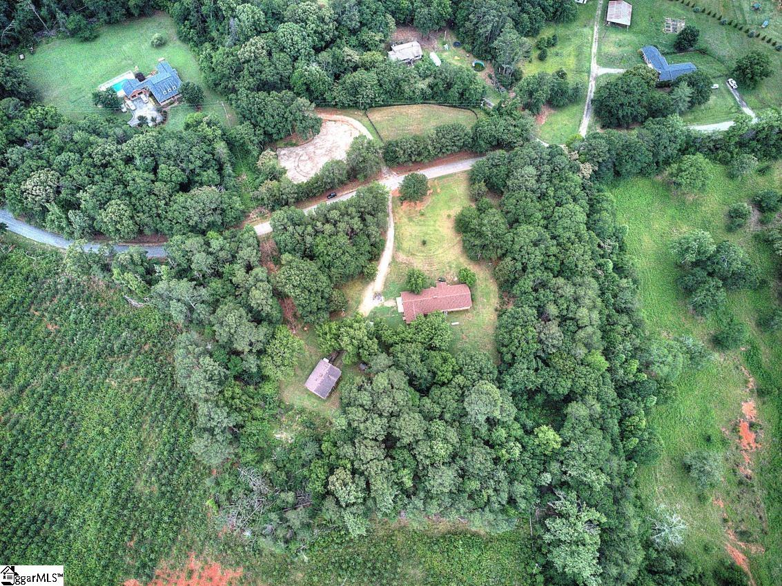 503 Edgewater Road Woodruff, SC 29388