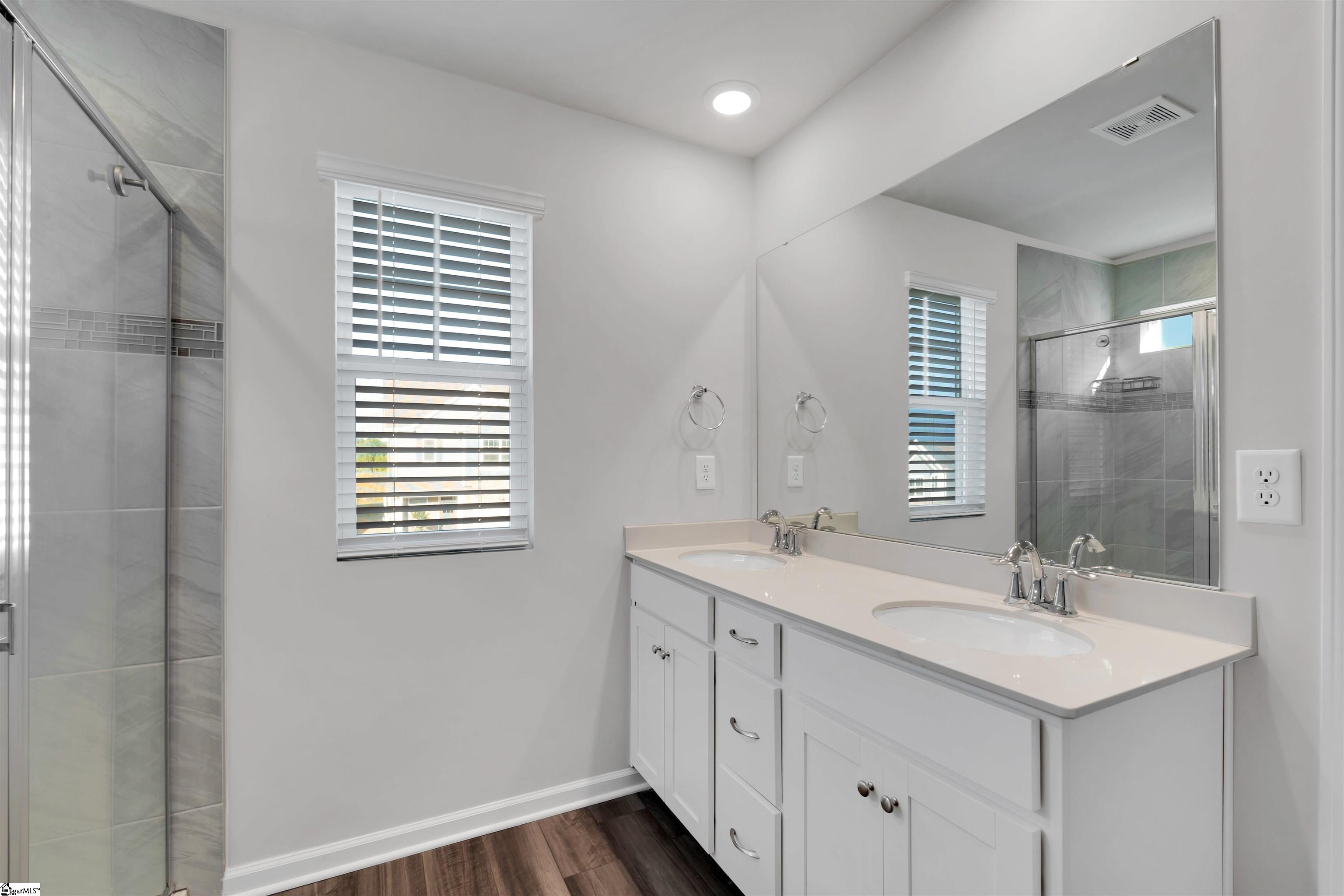 309 E Compass Way Easley, SC 29640