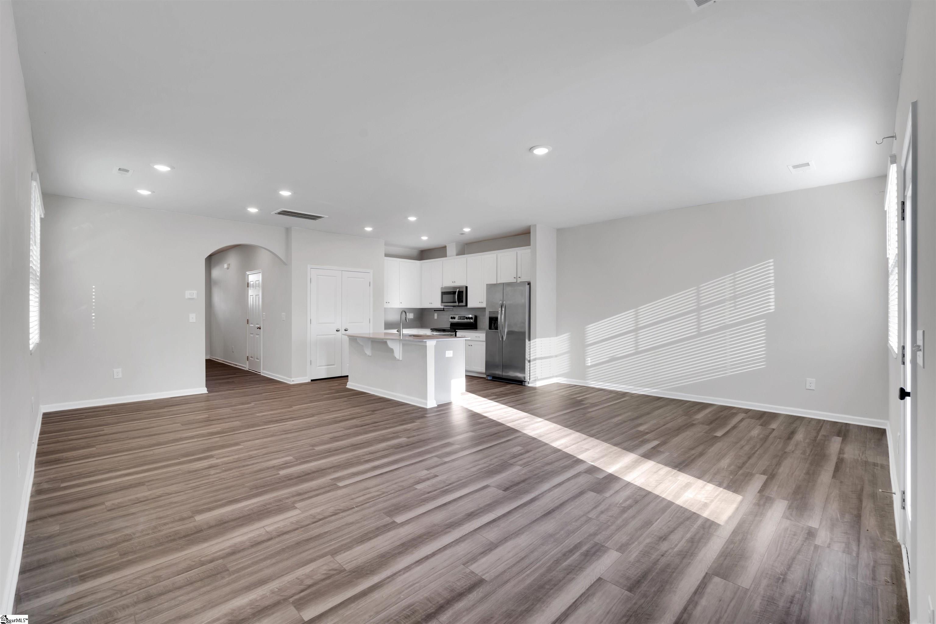 309 E Compass Way Easley, SC 29640