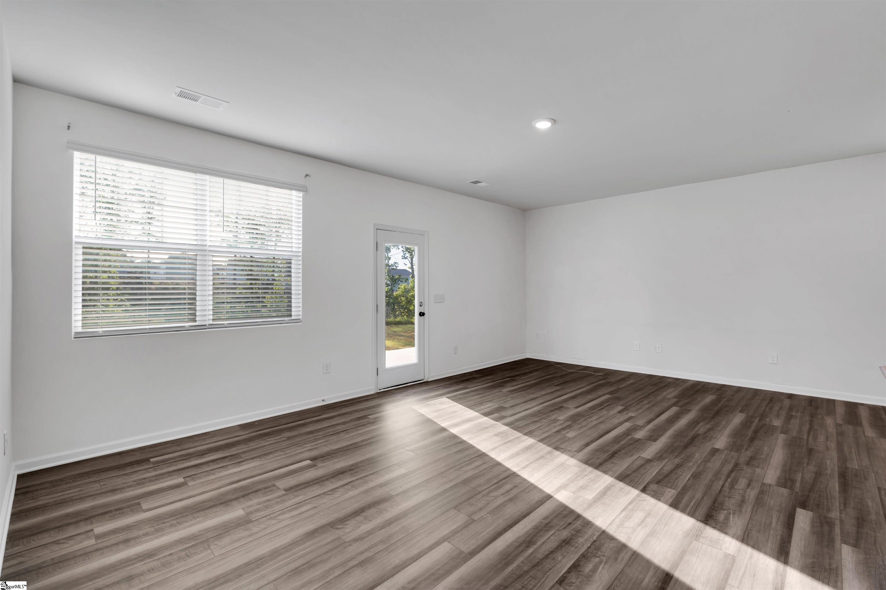 309 E Compass Way Easley, SC 29640