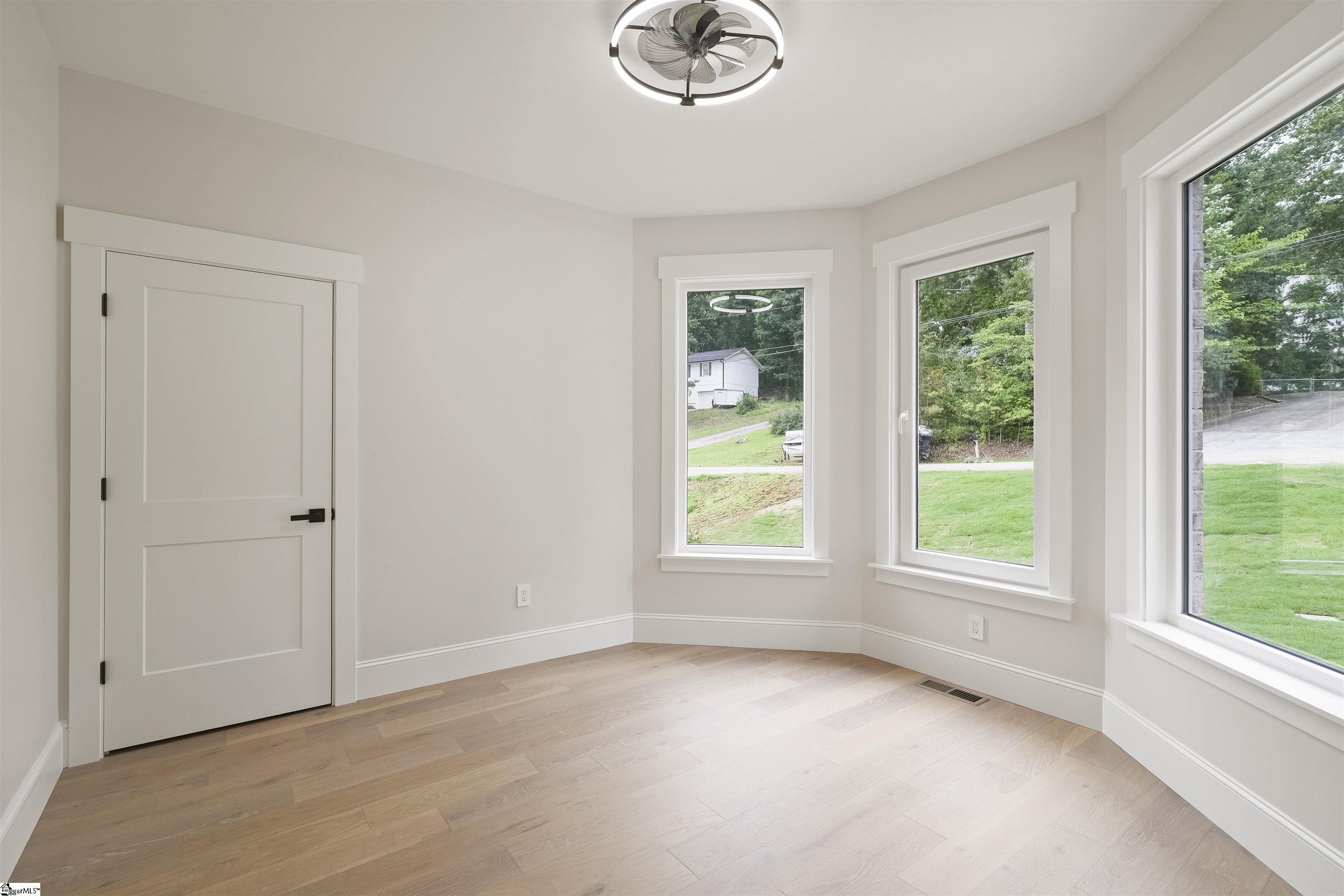 1026 Lakewood Drive Anderson, SC 29625