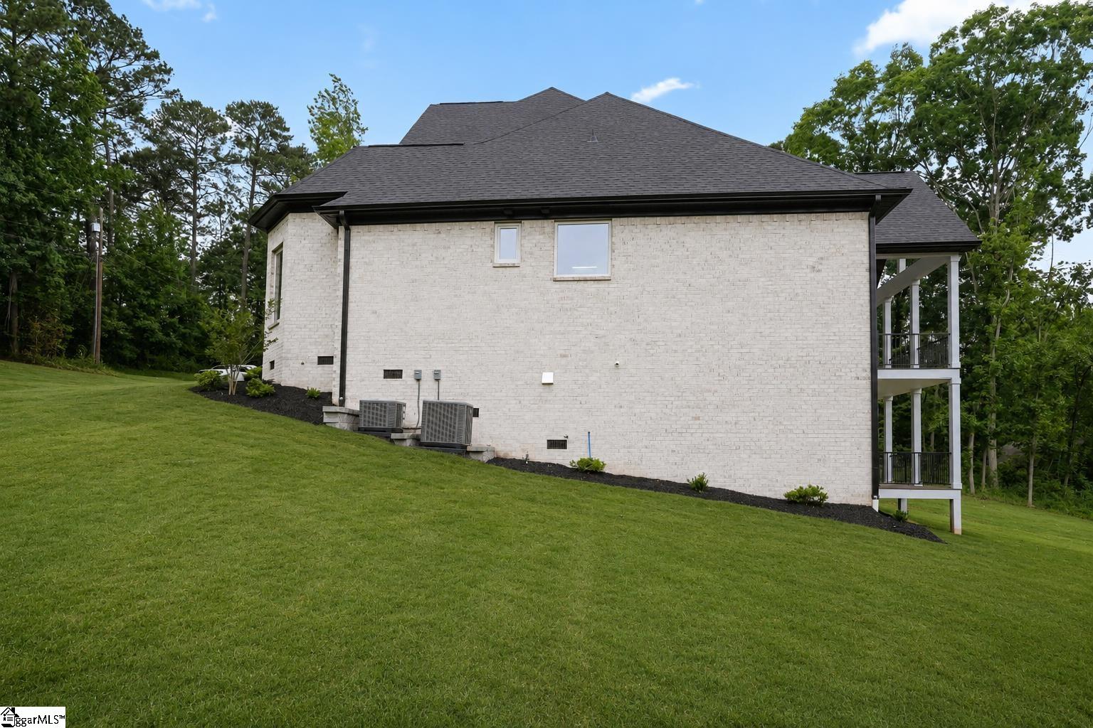 1026 Lakewood Drive Anderson, SC 29625