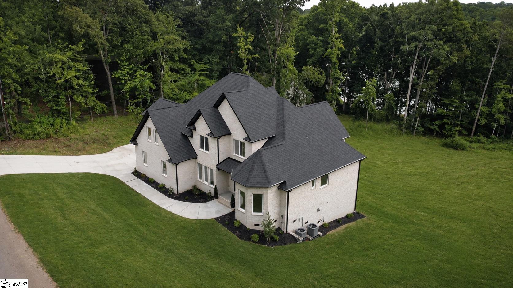 1026 Lakewood Drive Anderson, SC 29625