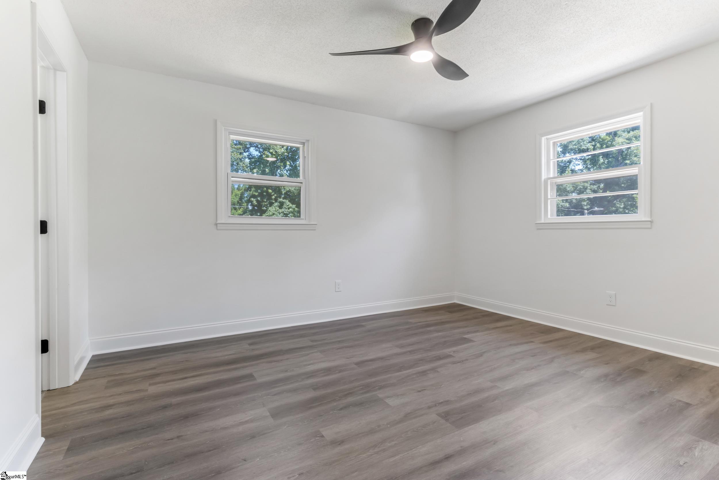 402 Woodley Road Spartanburg, SC 29306