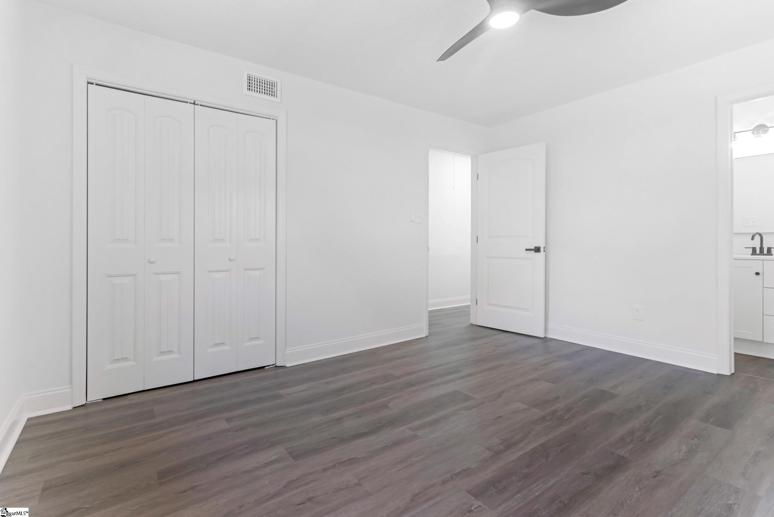 402 Woodley Road Spartanburg, SC 29306