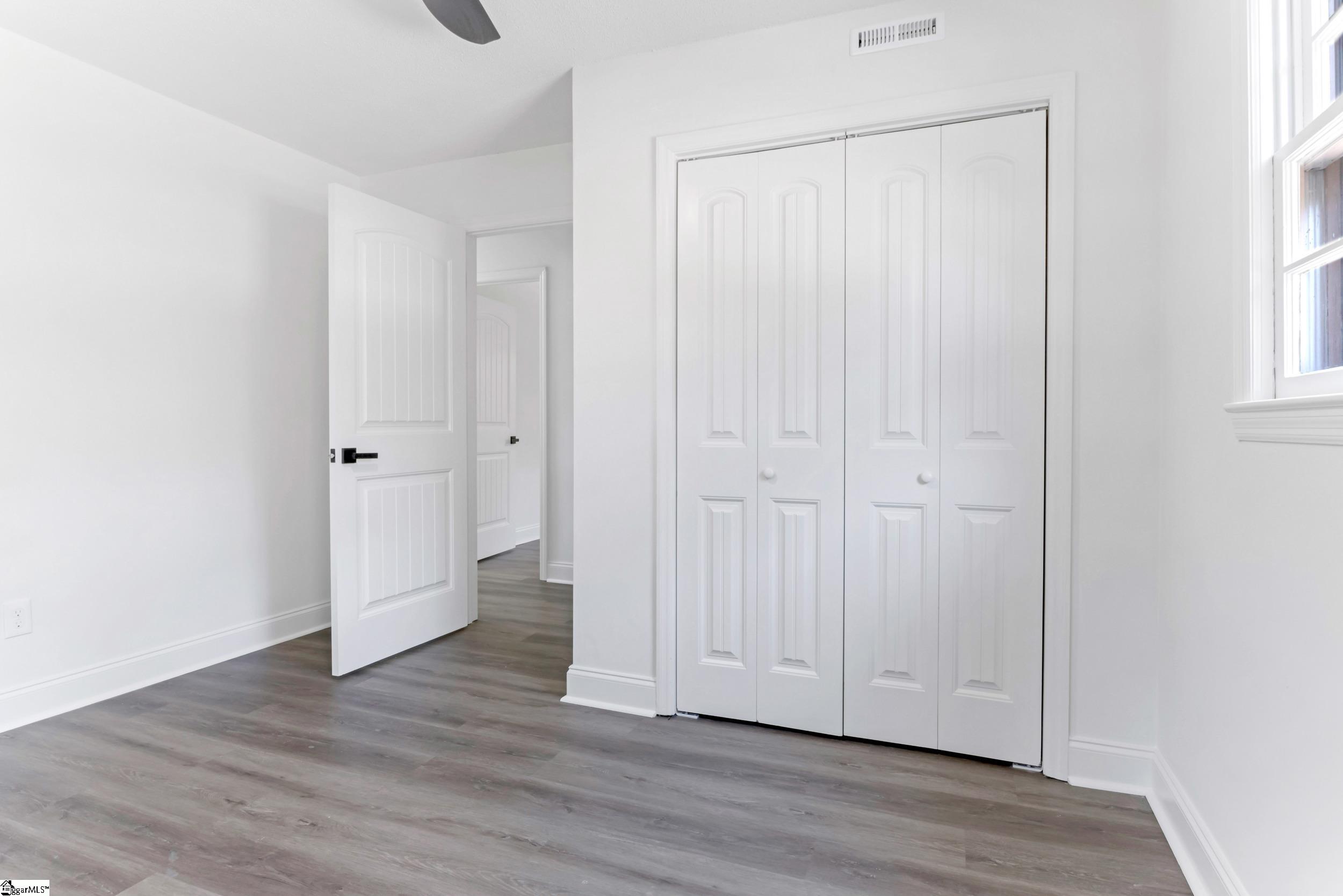 402 Woodley Road Spartanburg, SC 29306