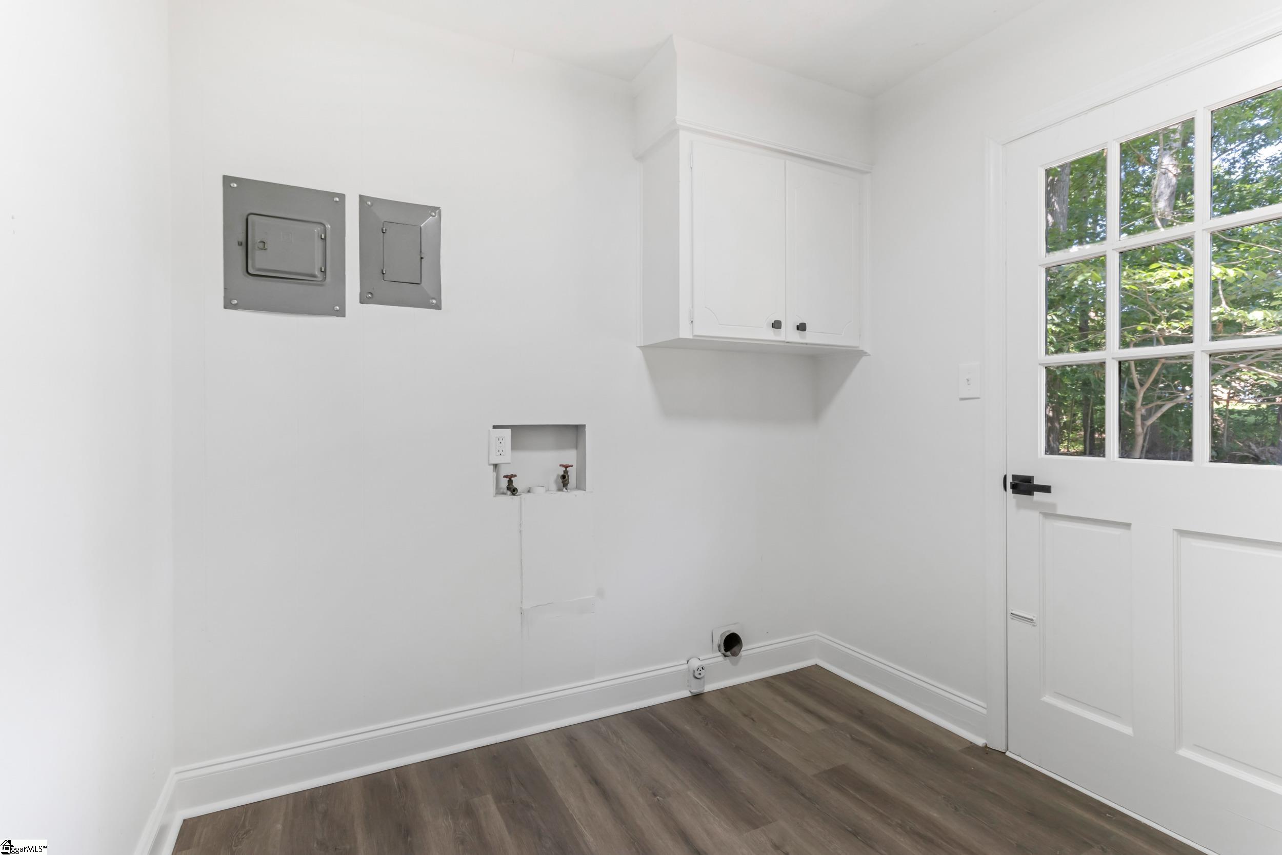 402 Woodley Road Spartanburg, SC 29306