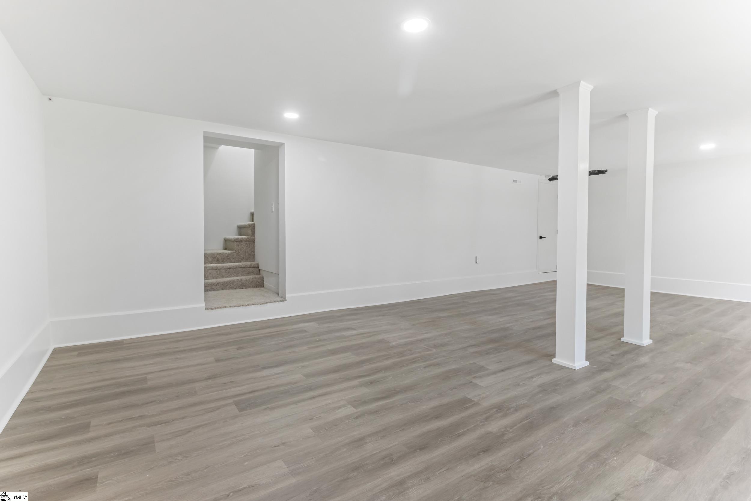 402 Woodley Road Spartanburg, SC 29306