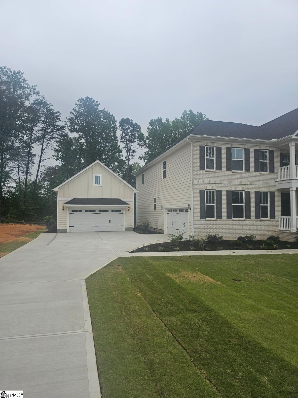 138 Whispering Hollow Road Greenville, SC 29615