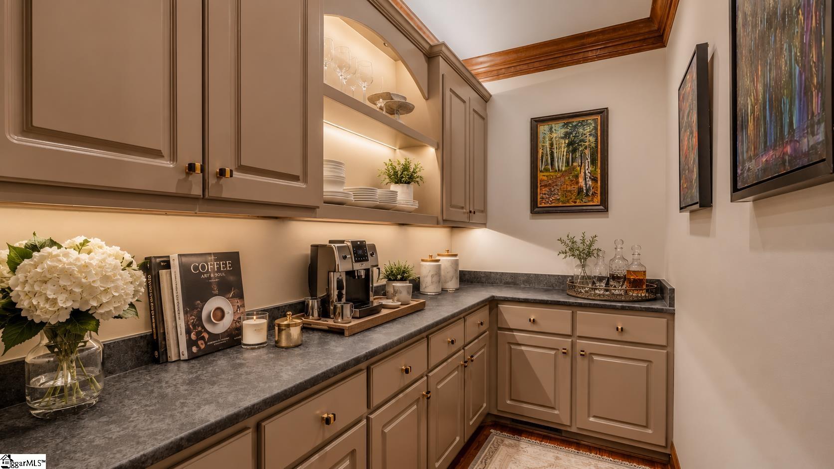 605 Raven Road Landrum, SC 29356