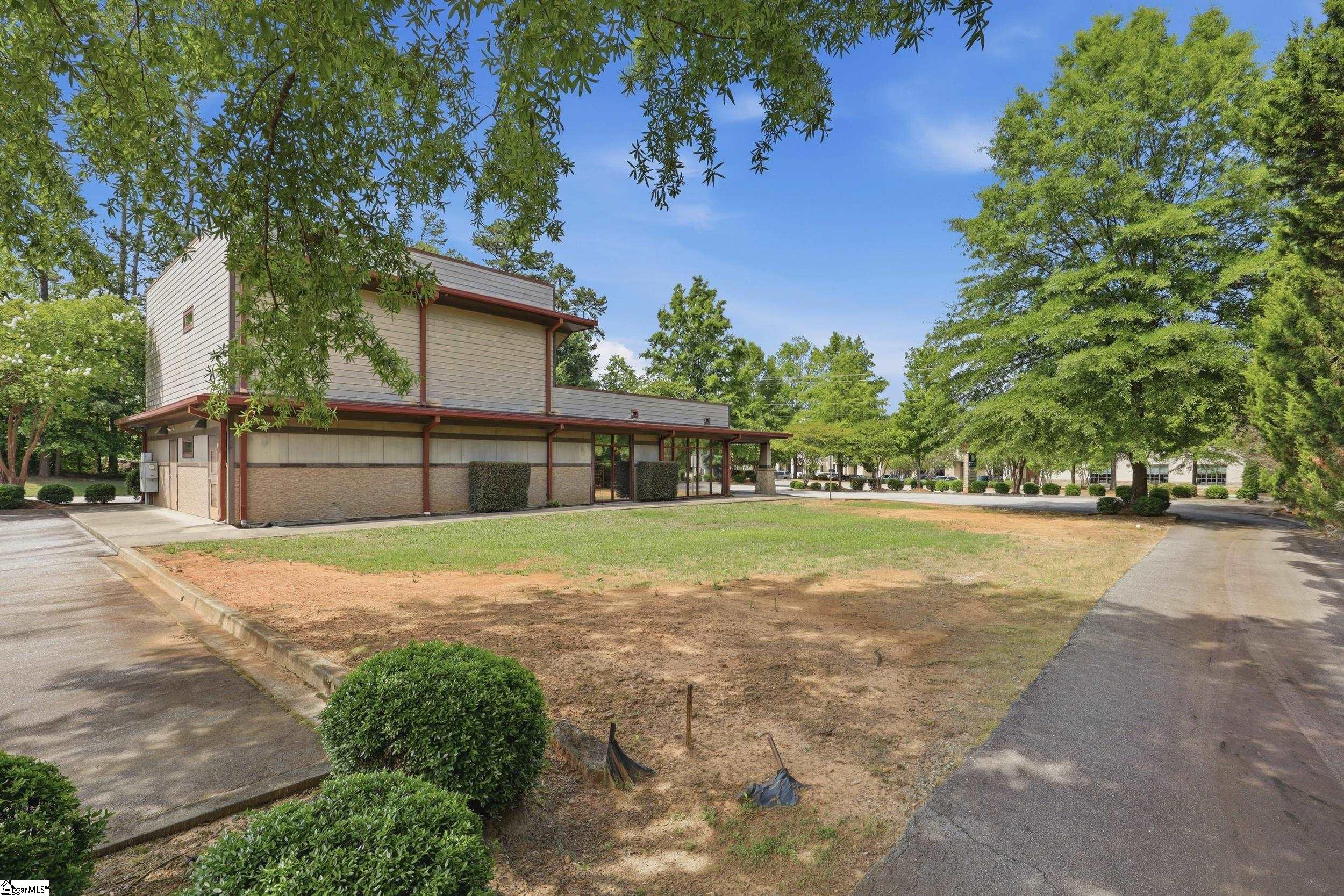 142 Mall Connector Road Greenville, SC 29607