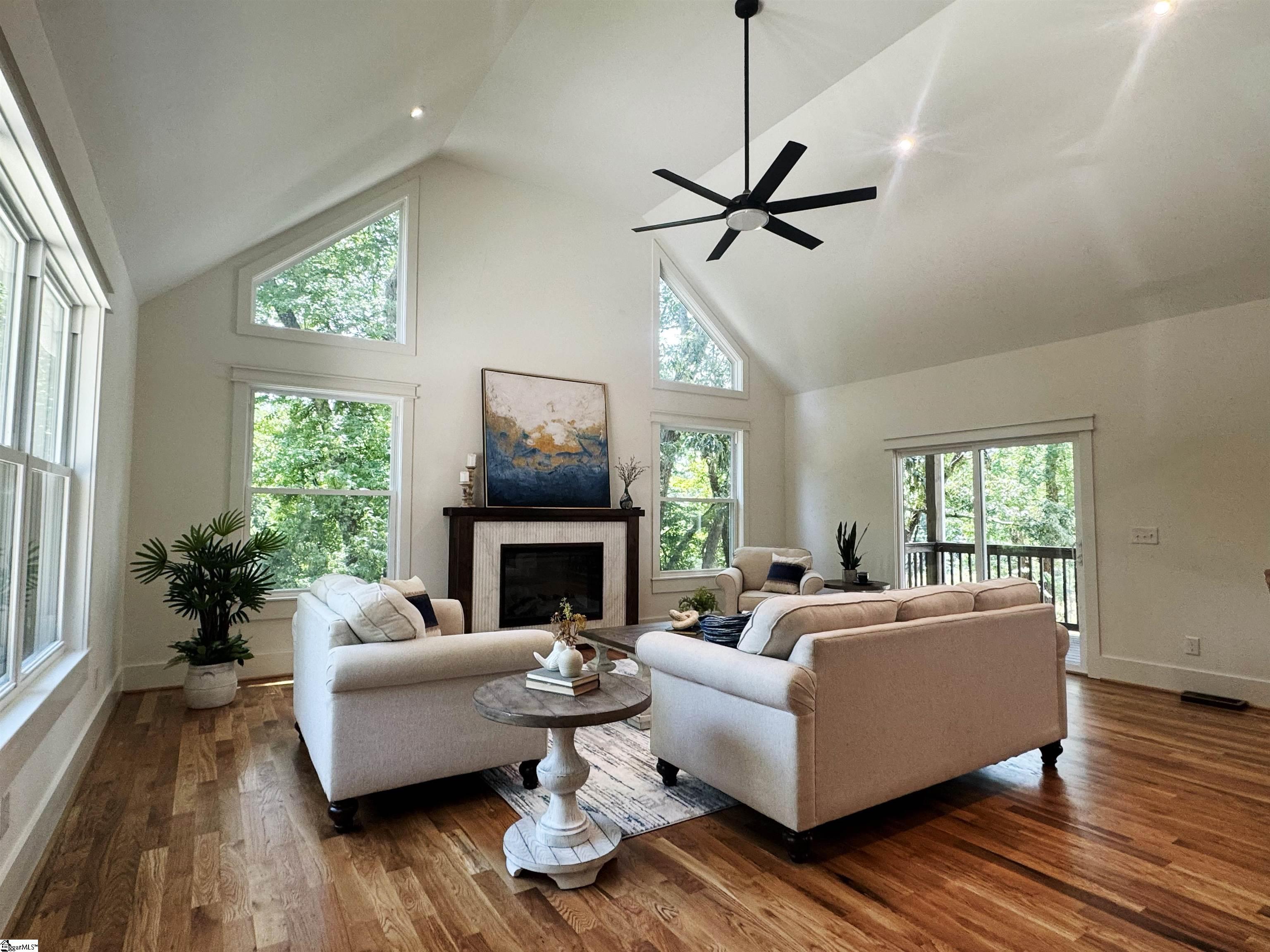 34 Nora Drive Greenville, SC 29609