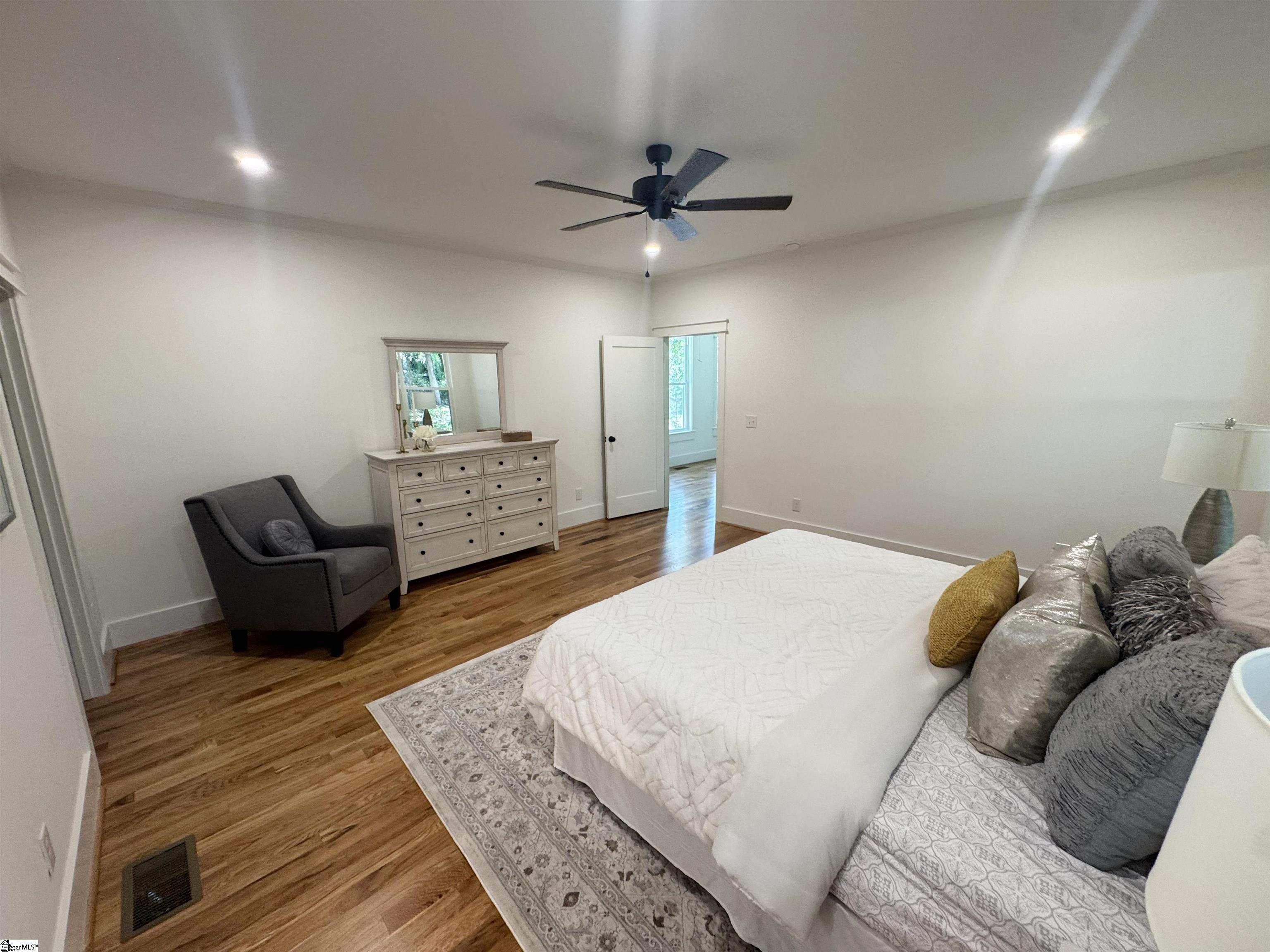 34 Nora Drive Greenville, SC 29609