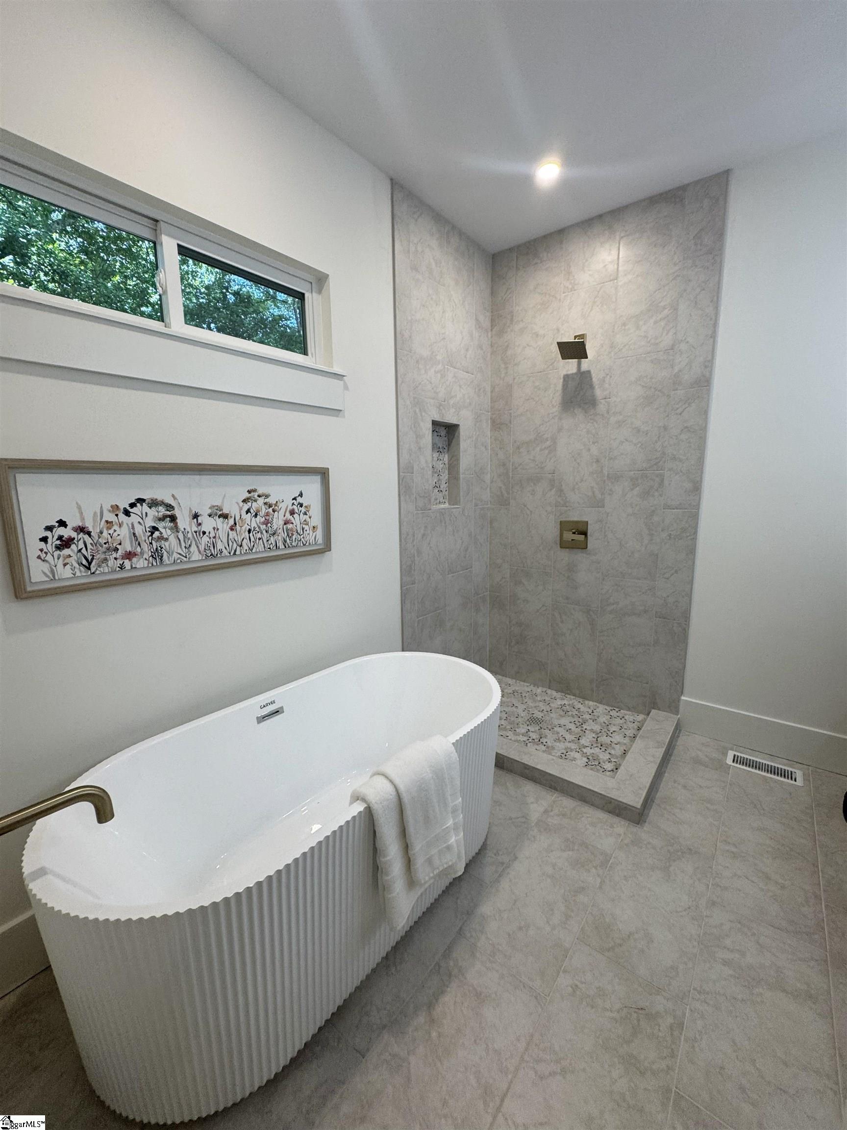 34 Nora Drive Greenville, SC 29609
