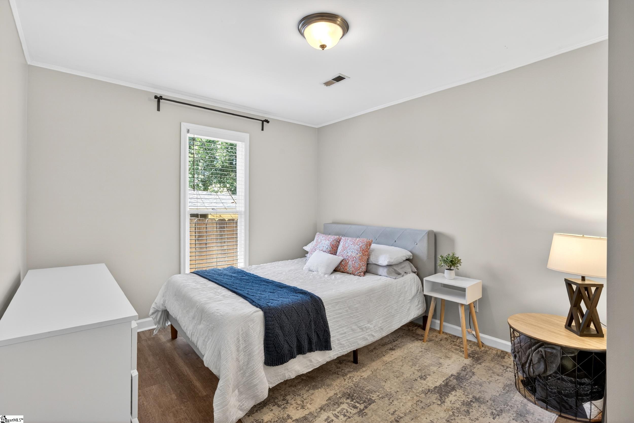 7 Burns Circle Greenville, SC 29605