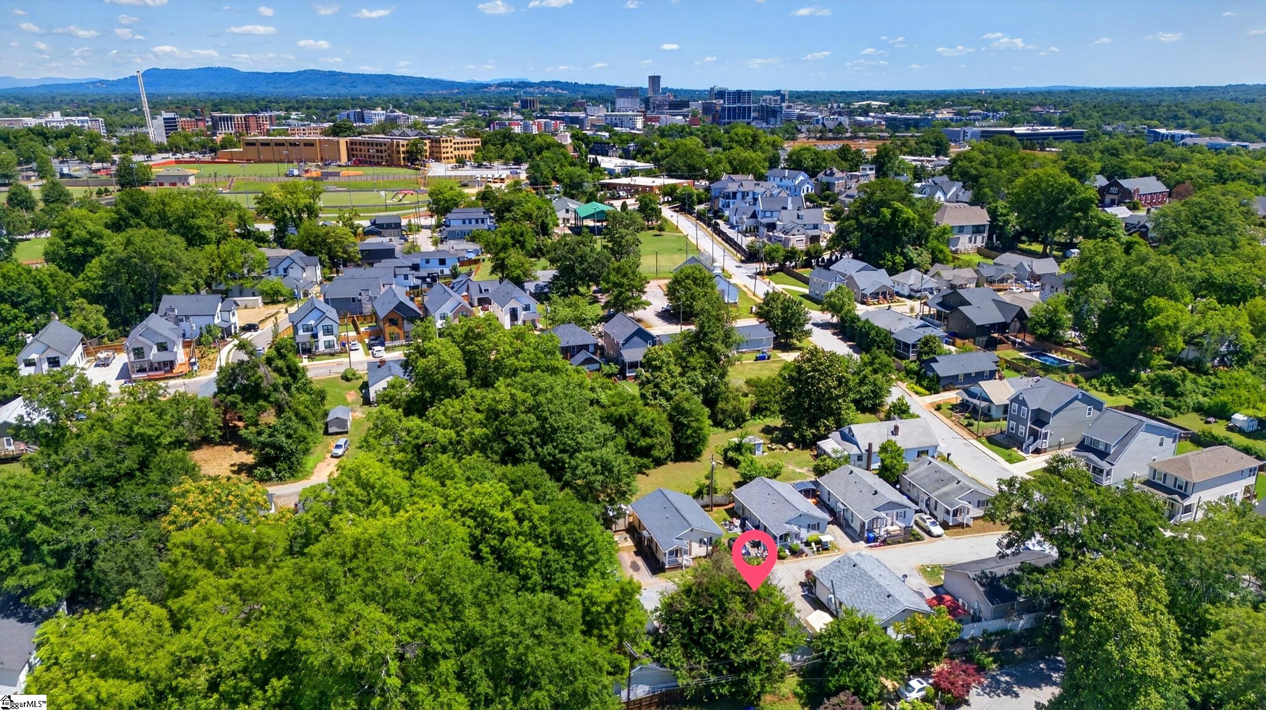 7 Burns Circle Greenville, SC 29605